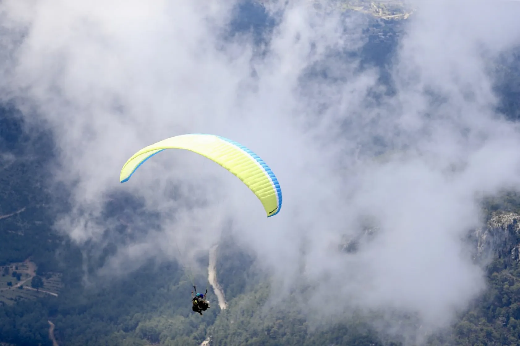 Fethiye'deki Babadağ, yamaç paraşütü tutkunlarını ağırlıyor