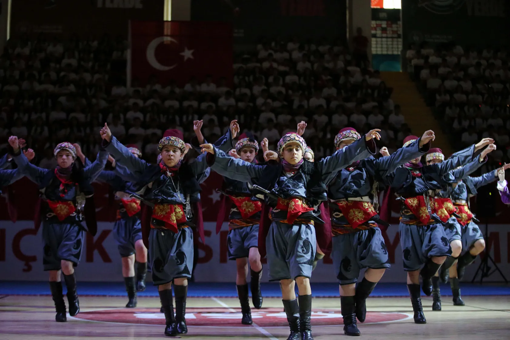 Muğla'da 19 Mayıs Atatürk'ü Anma, Gençlik ve Spor Bayramı kutlandı