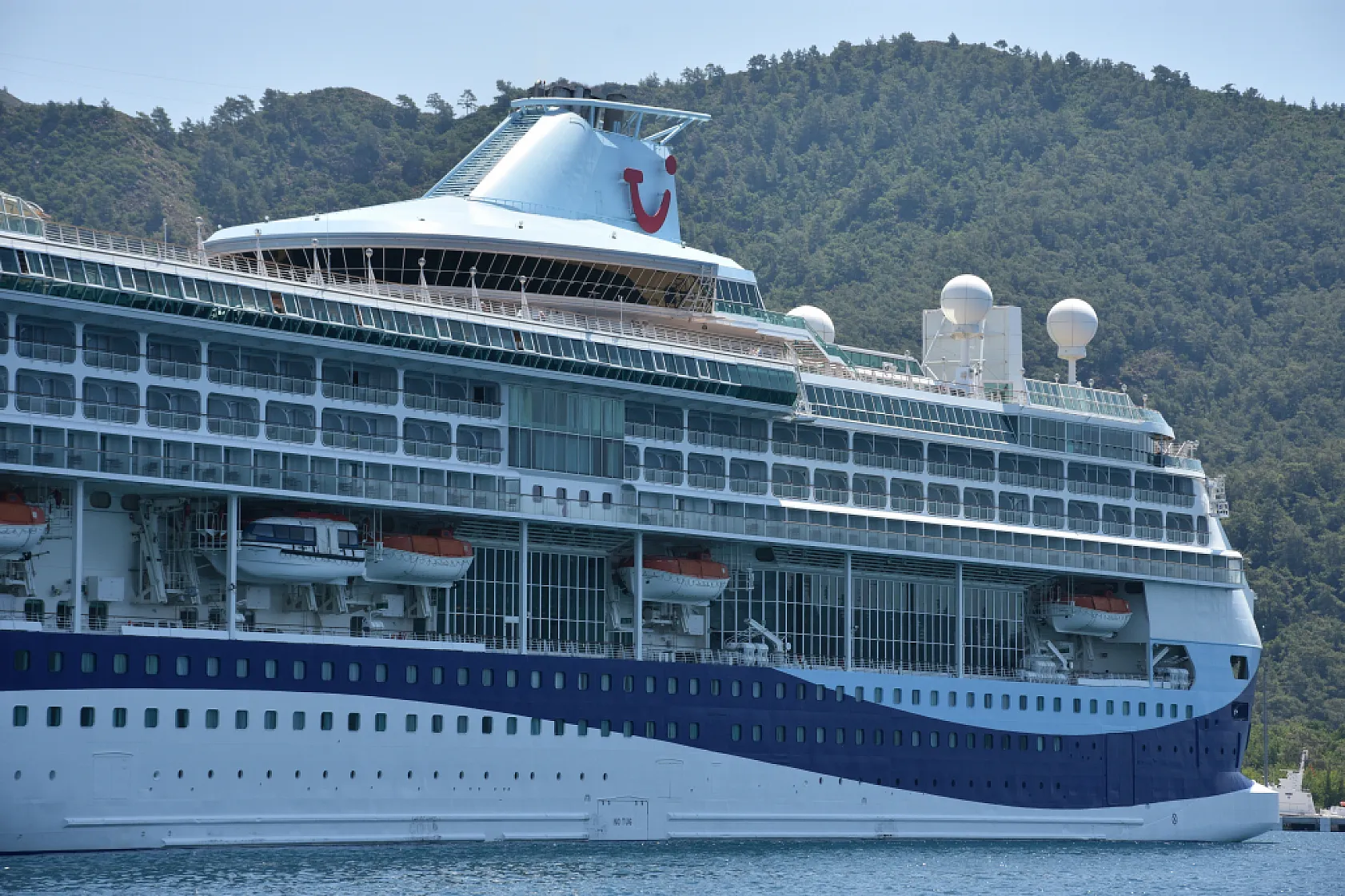 Yolcu gemisi 'Marella Discovery 2' ile Marmaris'e 1797 turist geldi