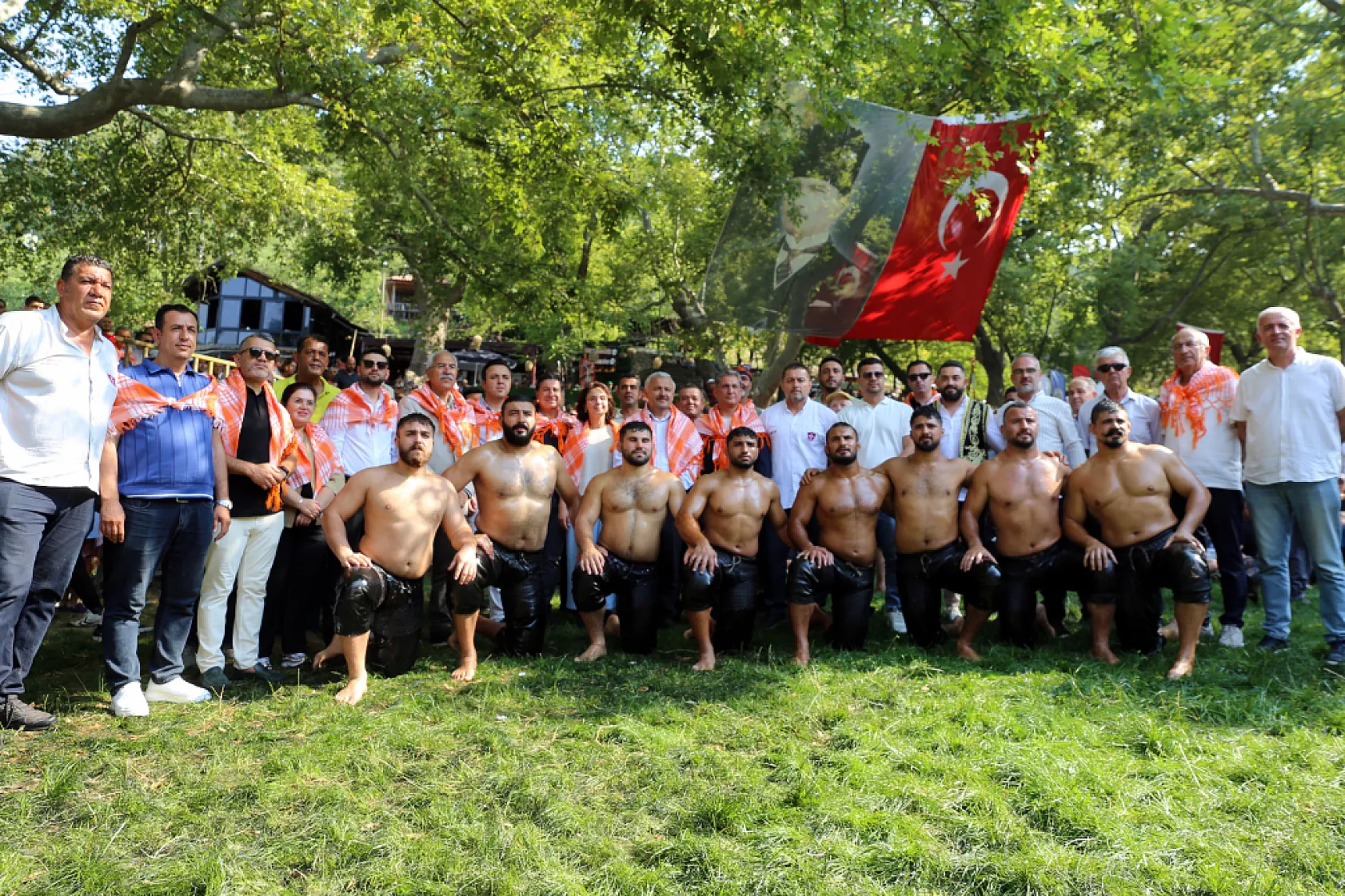 Menteşe Beşpınar Yağlı Güreşleri'nde başpehlivanlığı Cengizhan Şimşek kazandı