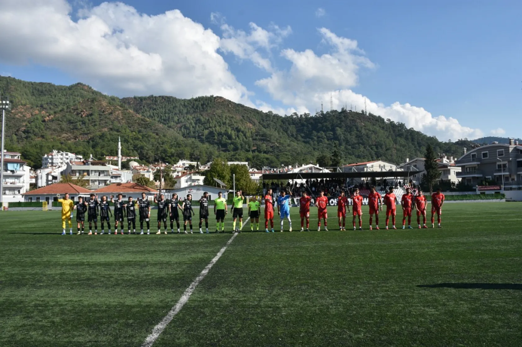 Marmaris Yat Marin MFK, Kumluca Belediyespor'u 2-0 mağlup etti