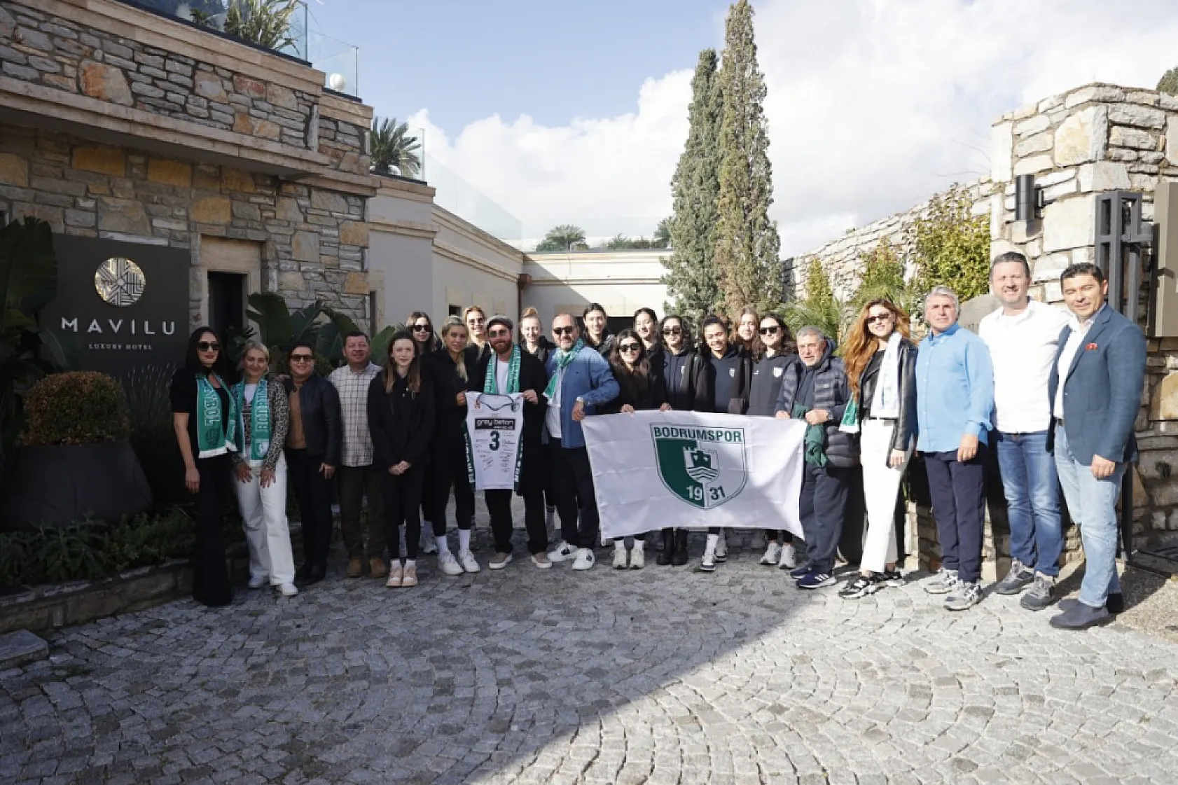 Bodrumspor kadın voleybol takımı, Vakıfbank maçı öncesi kahvaltıda moral depoladı