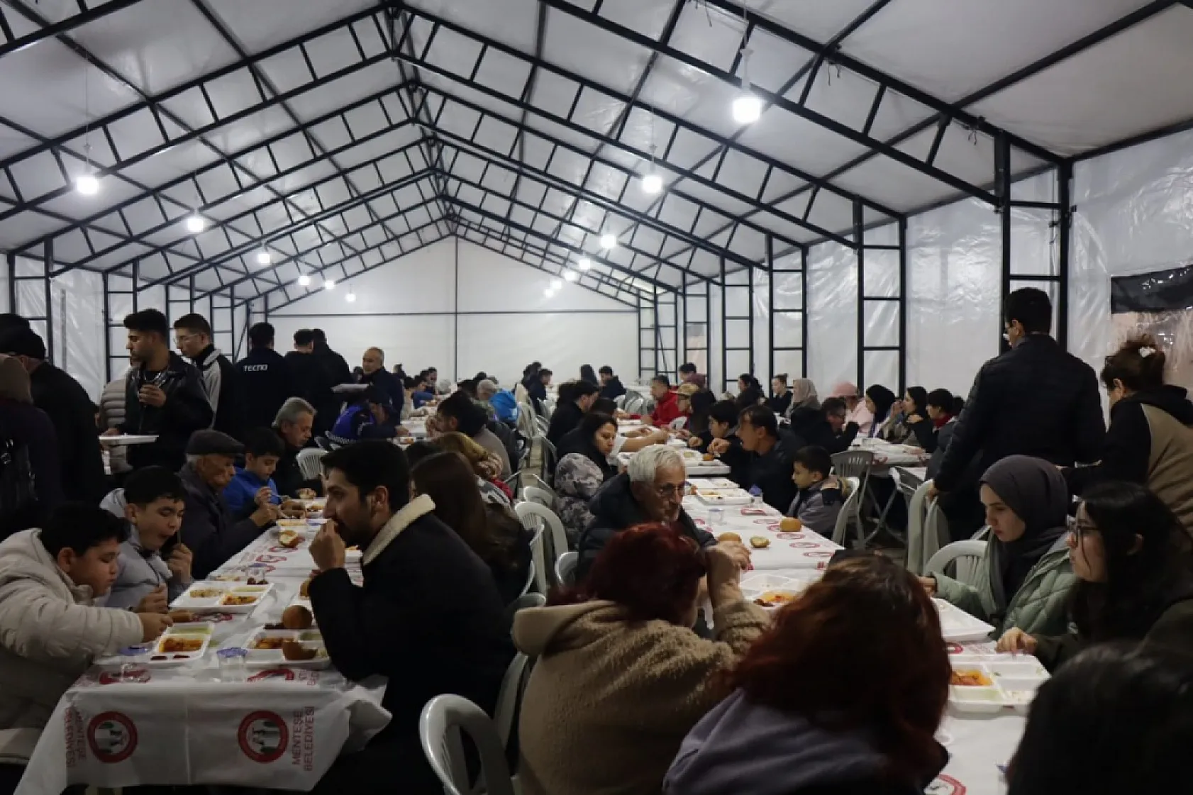 Muğla'da 2 bin kişilik iftar çadırı kuruldu