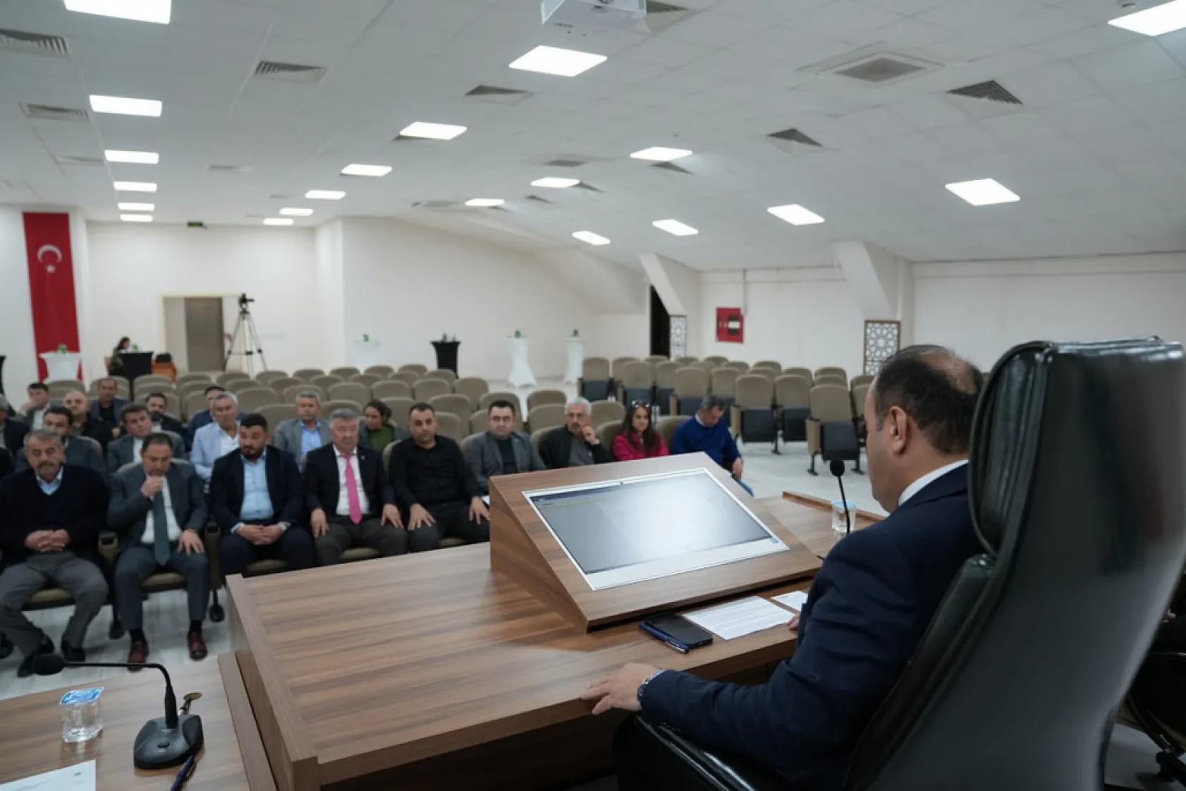 Başkan Akdenizli, Cengiz Çay'ı yad etti