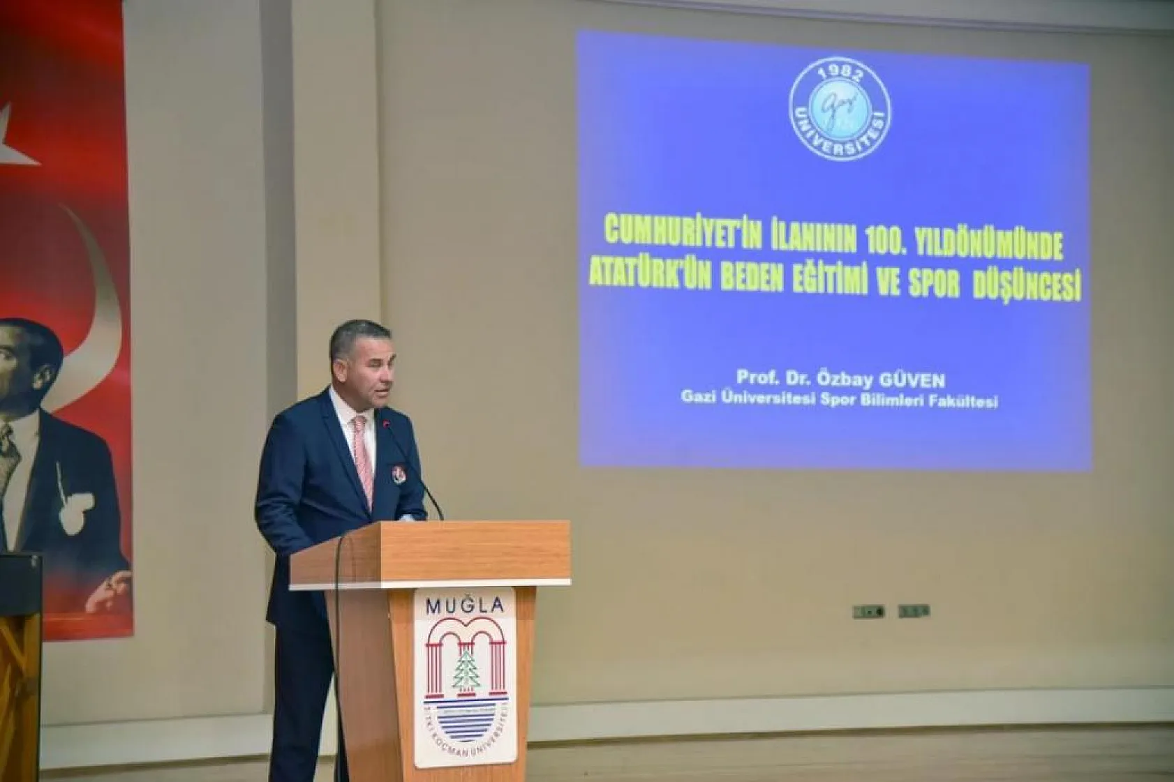 MSKÜ'de Cumhuriyet'in ilanının 100. yıl dönümünde konferans