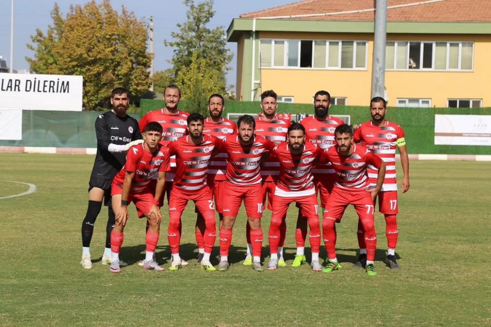 Döşemealtı futbol takımı Muğla deplasmanına hazırlanıyor
