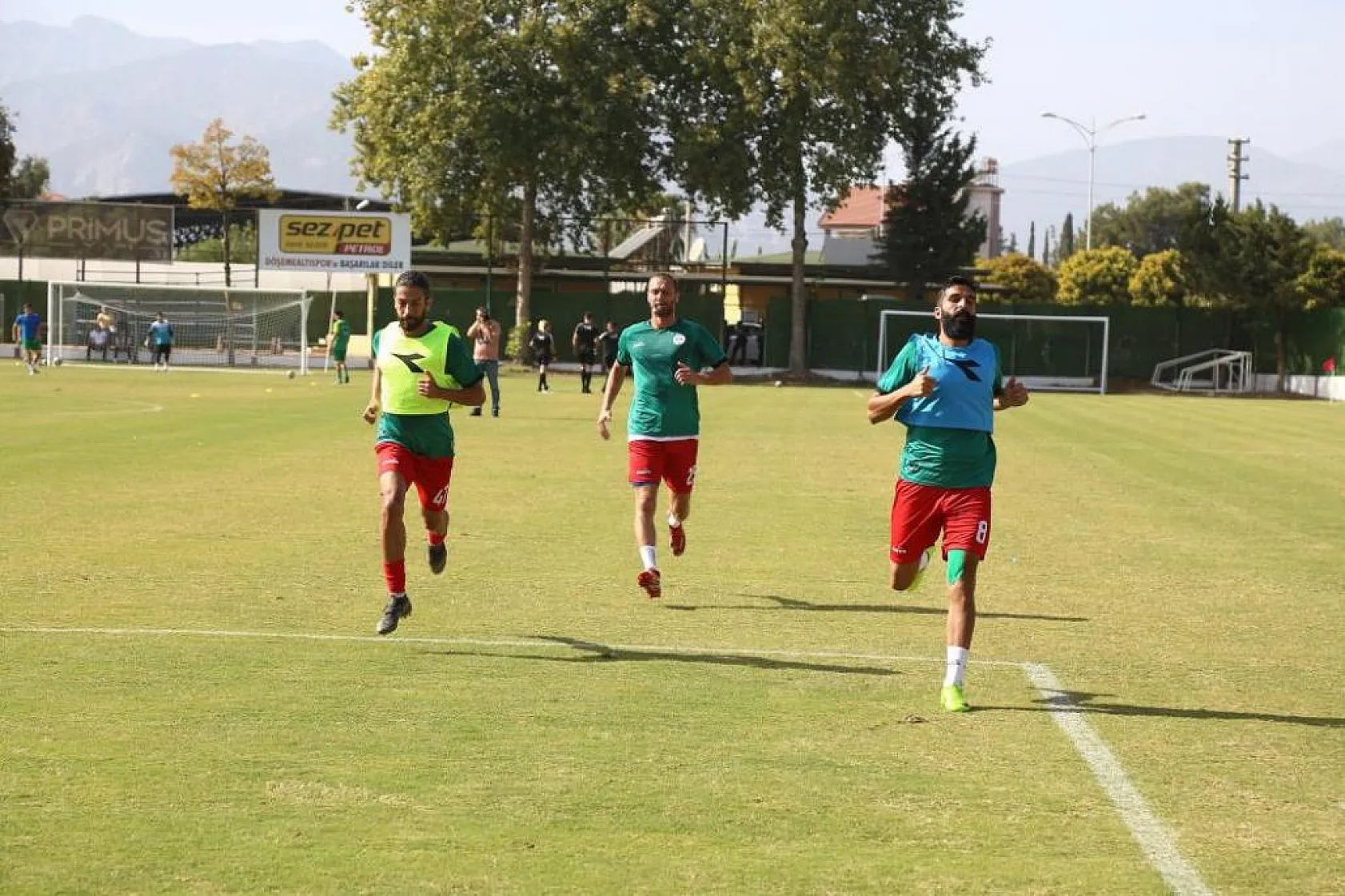 Döşemealtı futbol takımı Muğla deplasmanına hazırlanıyor