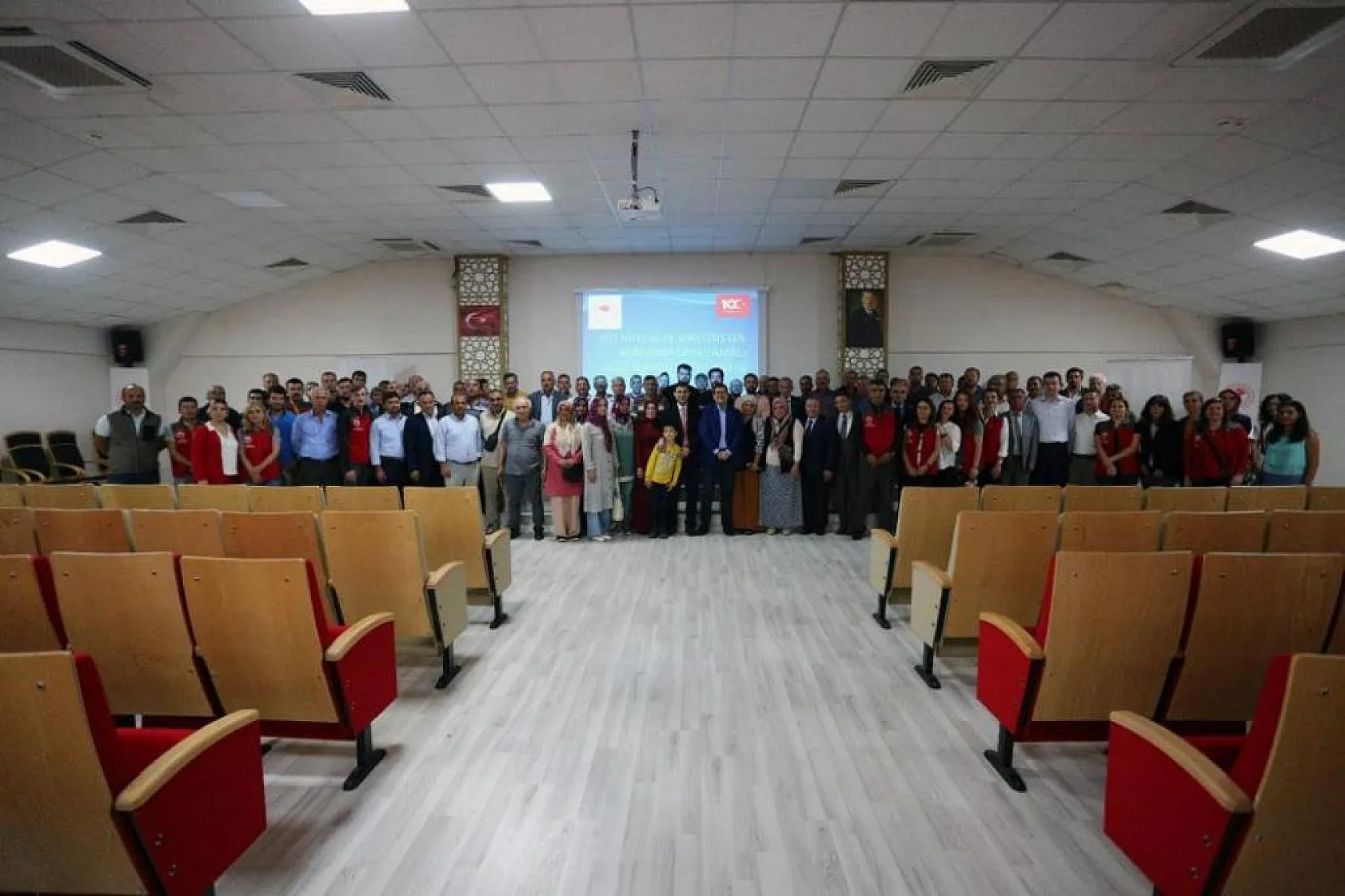 Miniklere eğitim Seydikemer'den başladı