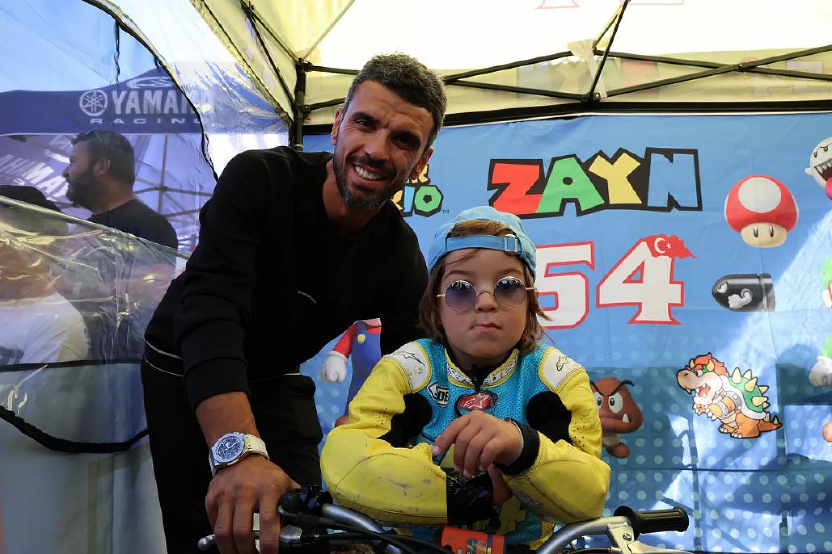 Süpermoto yarışlarında birincilik Zayn'ın