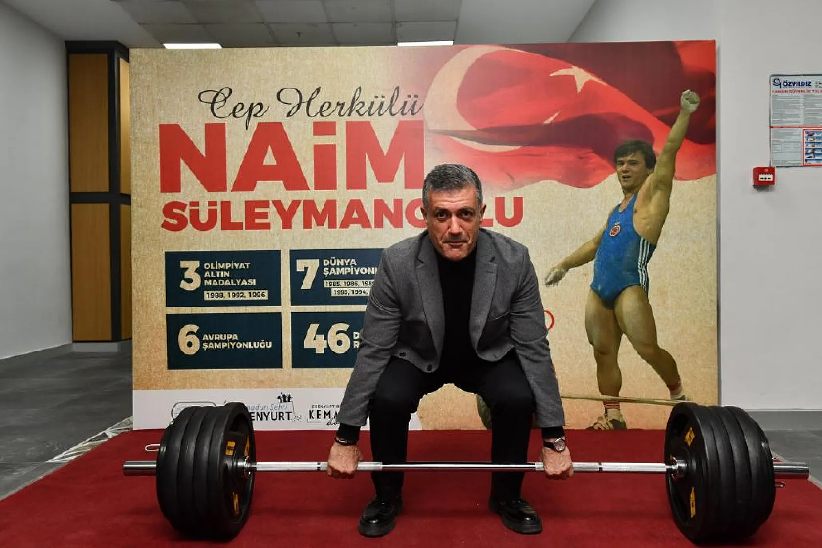 Milli halterci Naim Süleymanoğlu anıldı