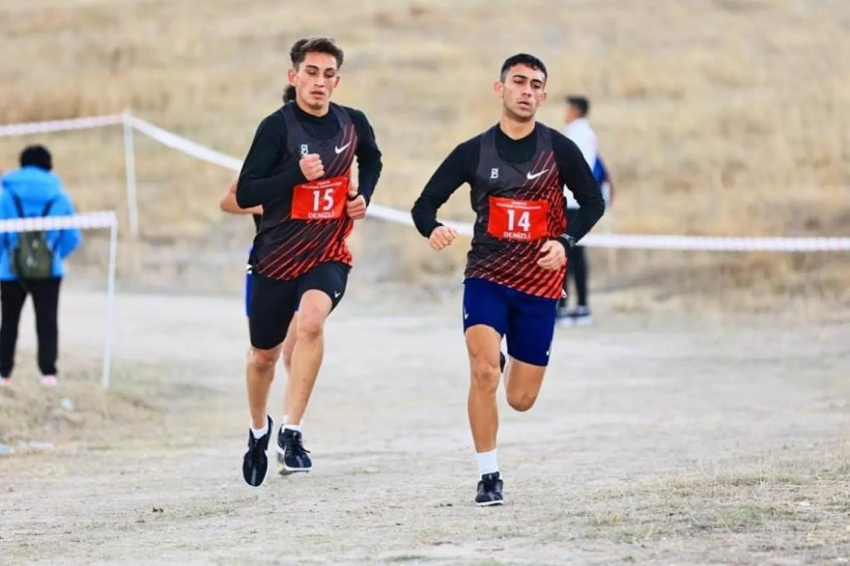 265 sporcu koştu