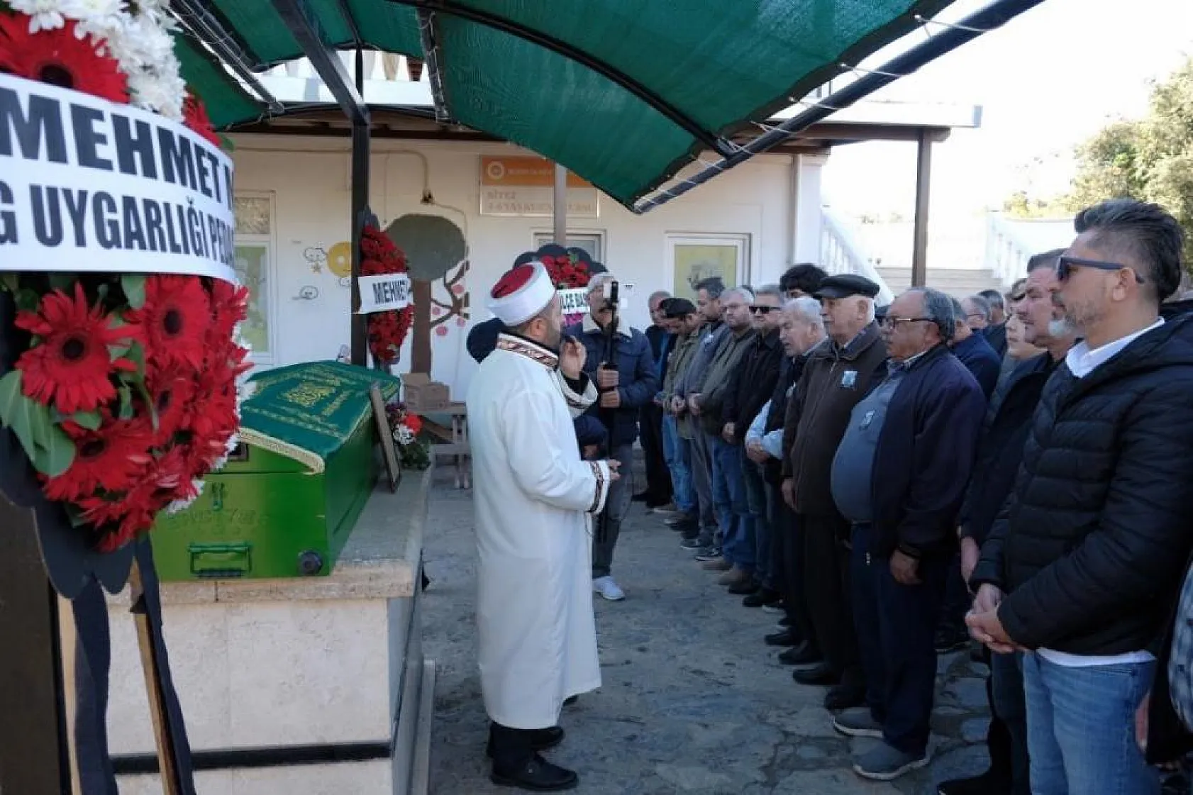 Özsezgin, son yolculuğuna uğurlandı