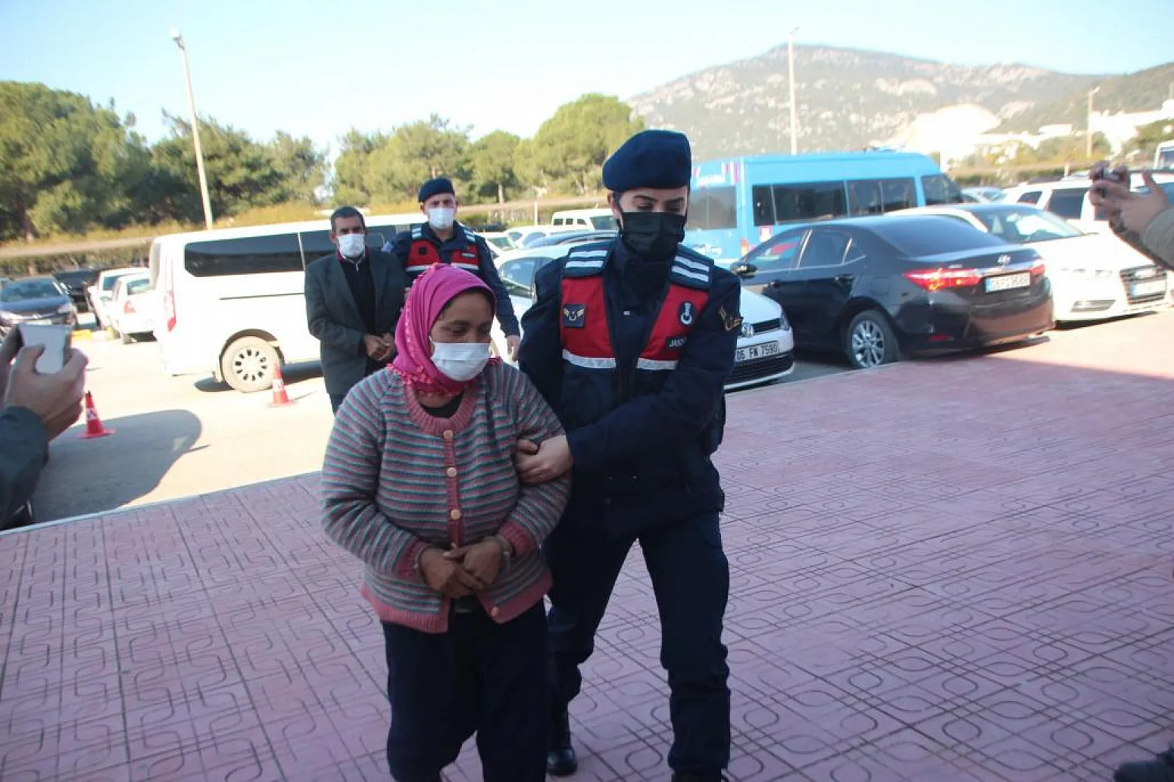 Yatağında ölü bulunan Gamze'nin annesi Manisa'daki hastanede izlenecek