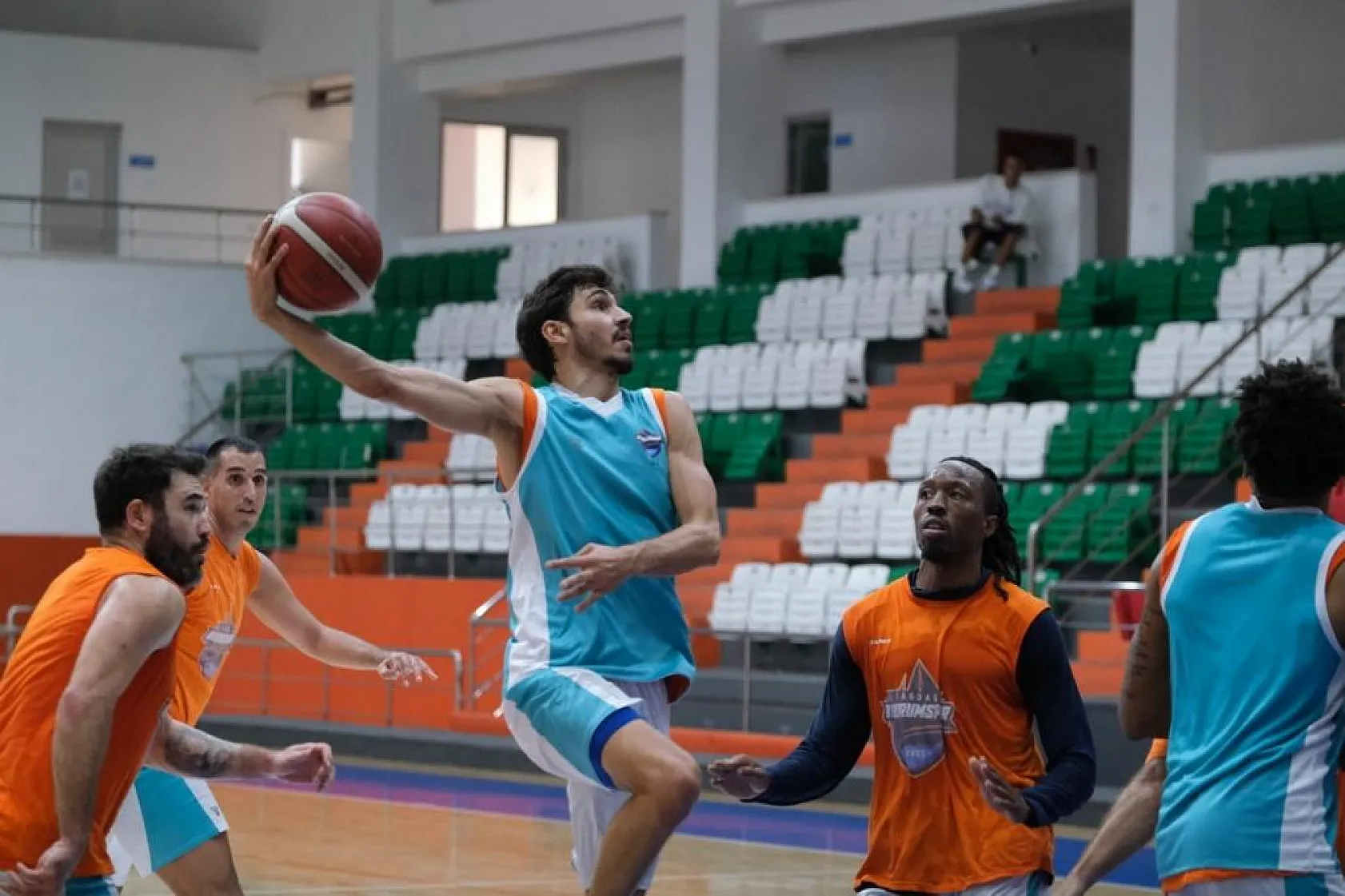 Çağdaş Bodrumspor, Tofaş Mesaisi Sürüyor