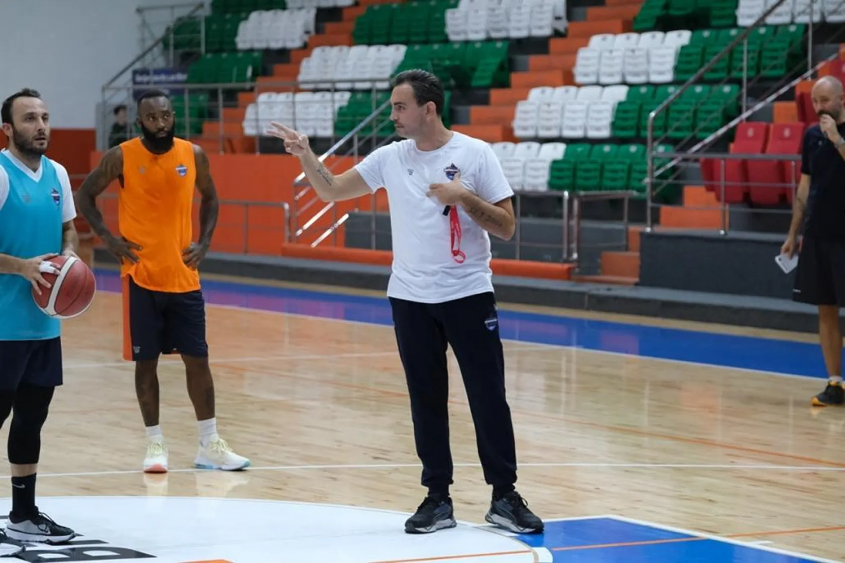 Çağdaş Bodrumspor, Tofaş Mesaisi Sürüyor