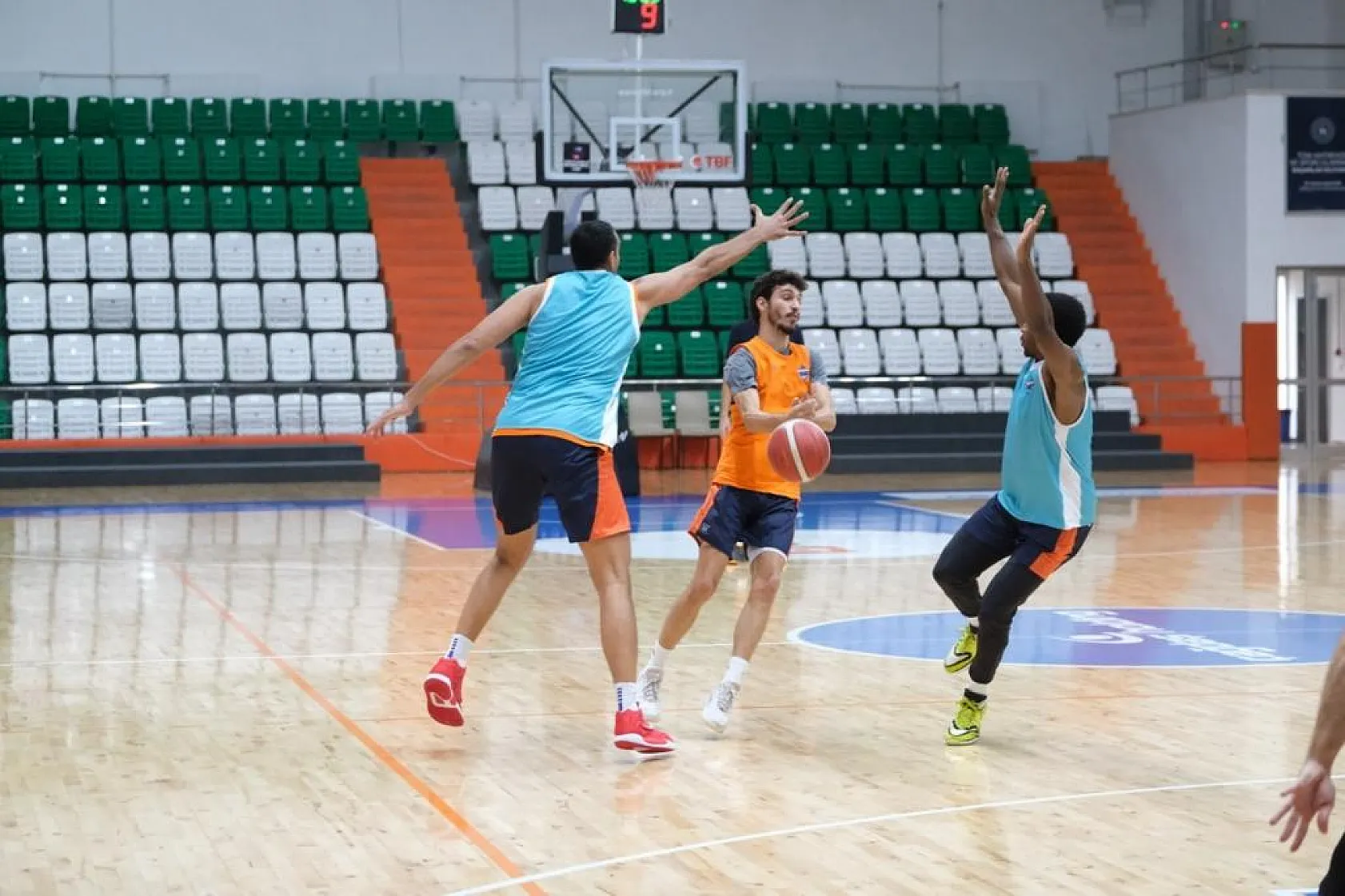 Çağdaş Bodrumspor, Tofaş Mesaisi Sürüyor