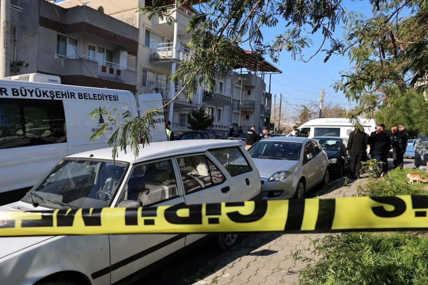 Eşini yaraladı, çocuğunu ve kayınvalidesini öldürüp intihar etti