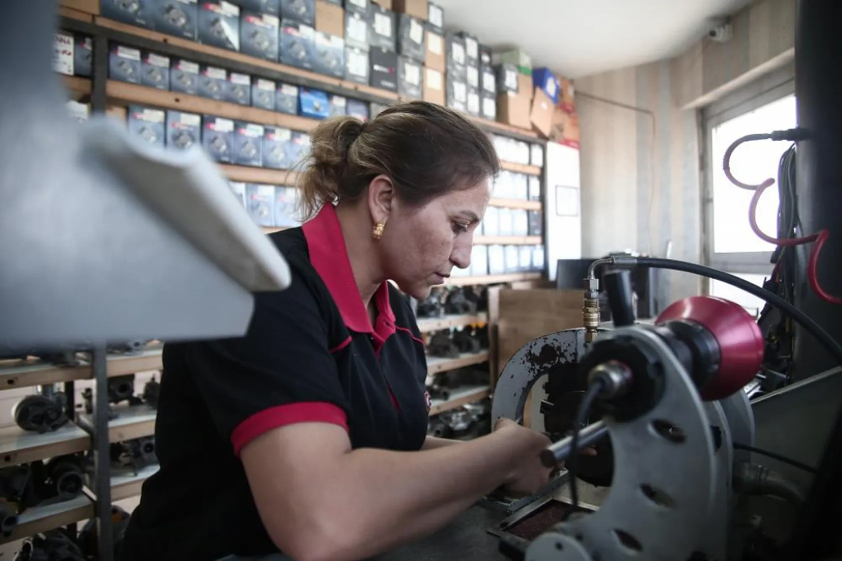Sanayinin gülü Turbocu Aynur Usta dikkat çekiyor!