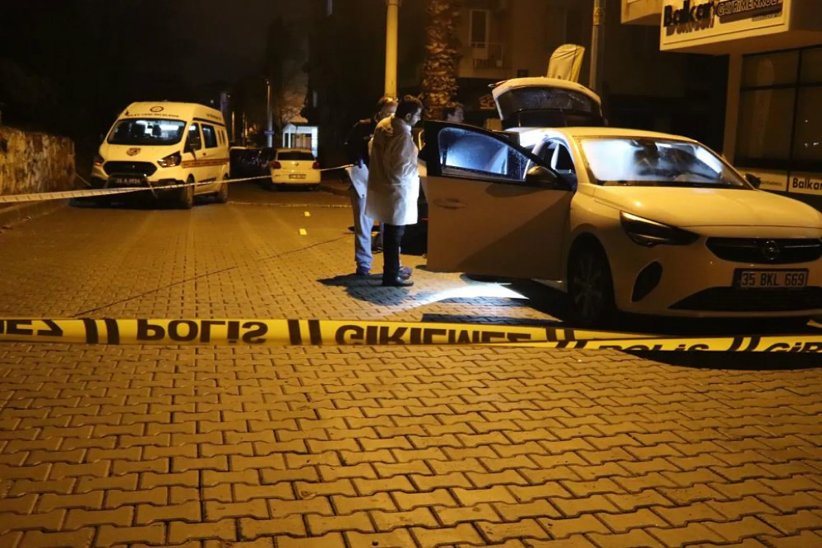 17 yaşındaki genç silahlı saldırı sonucu öldü