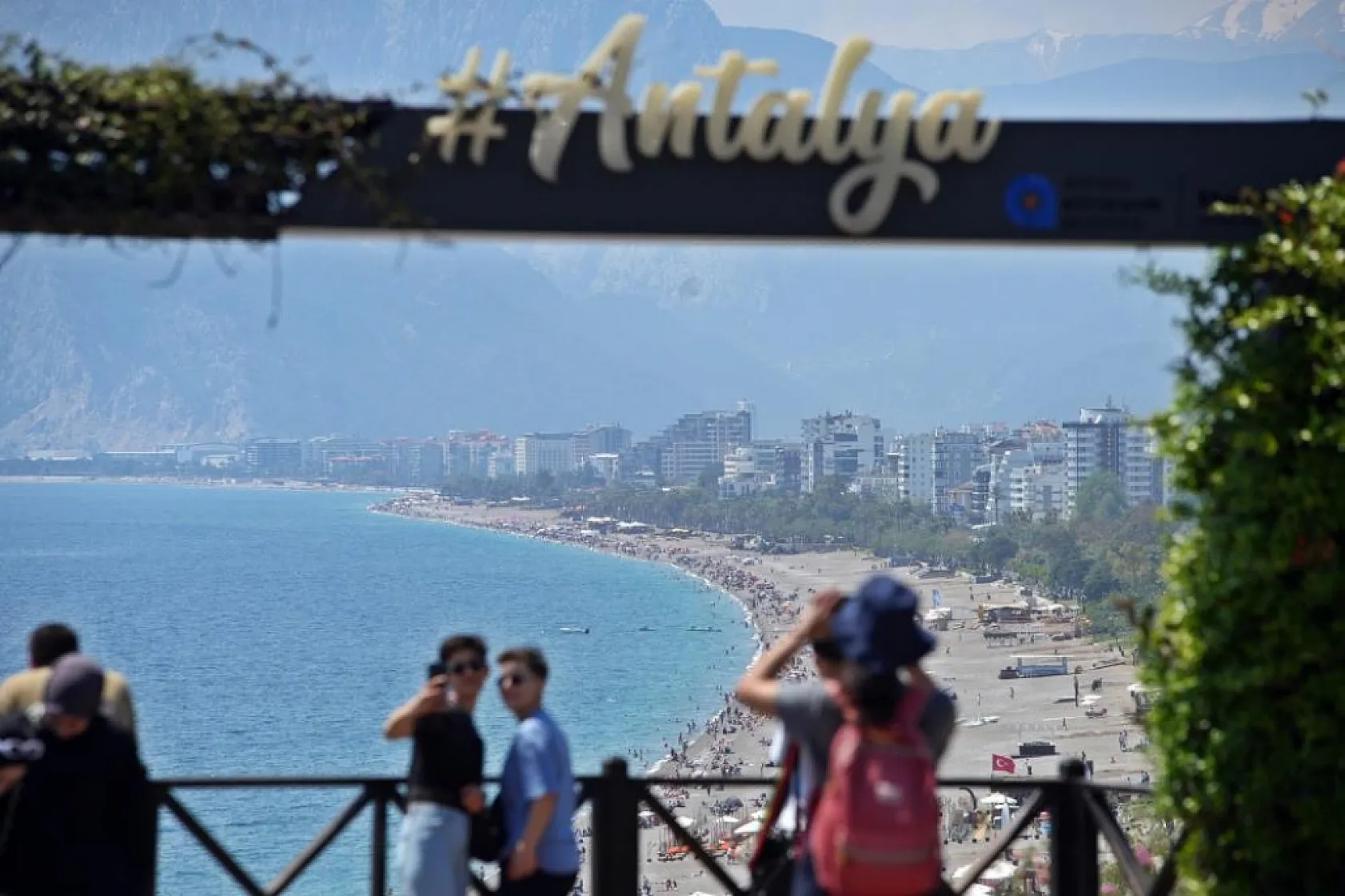 Ramazan Bayramı turizm sektörüne ilaç oldu: 20 milyon üzerinde hareket 150 milyon lira ciro