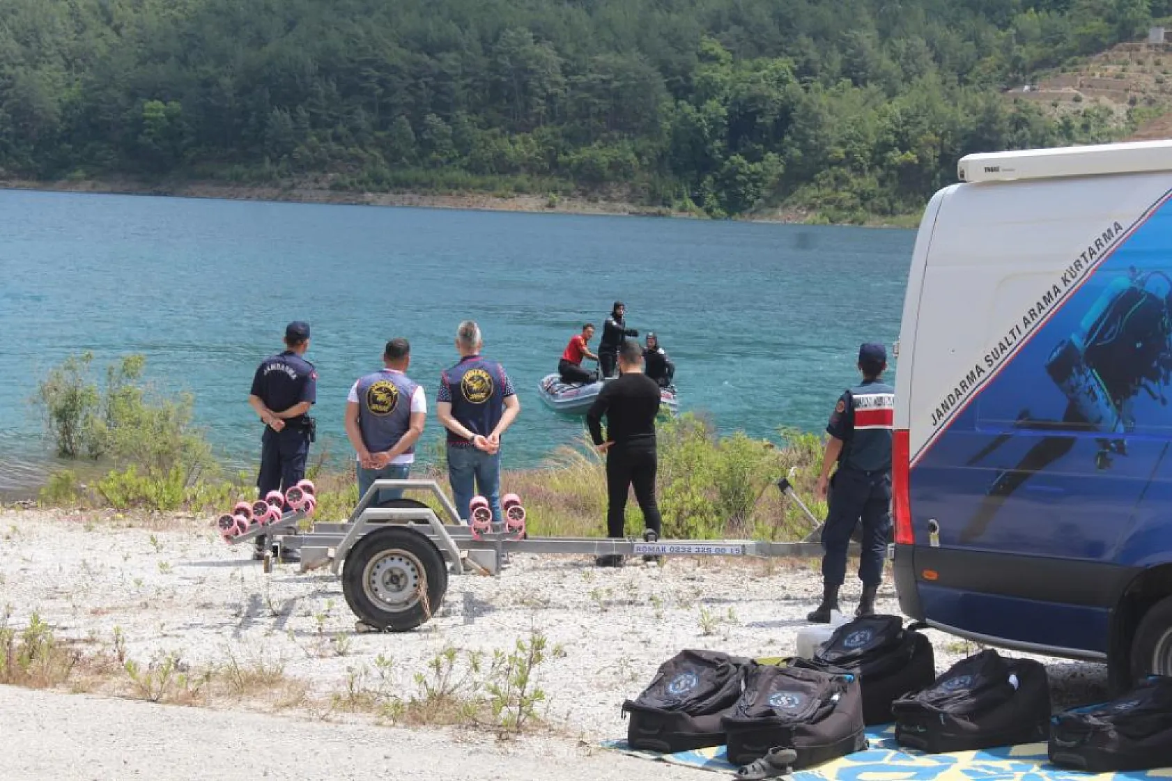 Rus turist, suyun 31 metre altında ölü bulundu