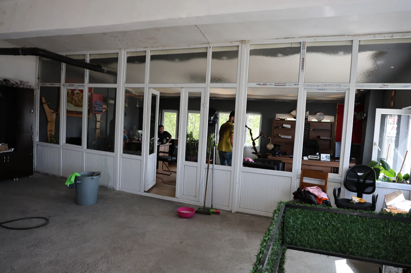 İş Yerine Satırlı, Sopalı Baskın Anı Saniye Saniye Kamerada