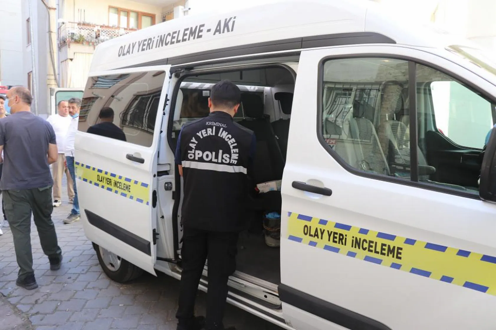 Cesedi 3 gün sonra asansör boşluğunda bulundu