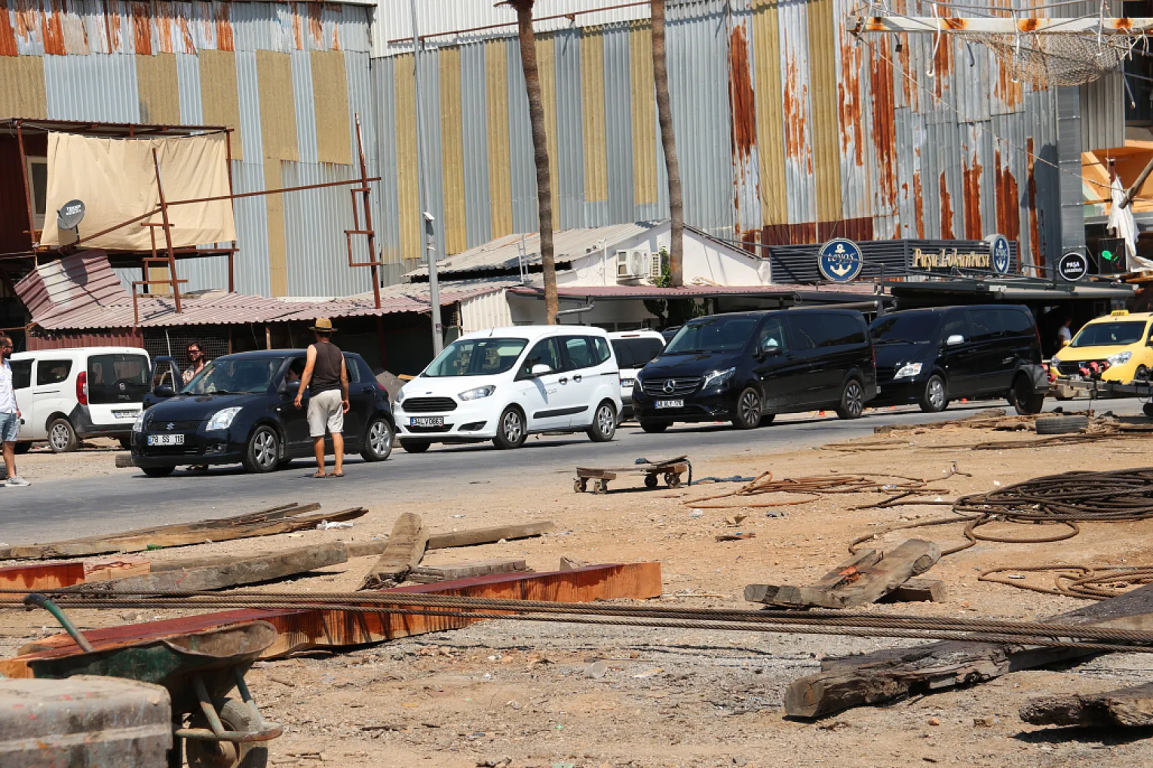 Fethiye Tersanesi'nde üretilen dev gulet denize indi
