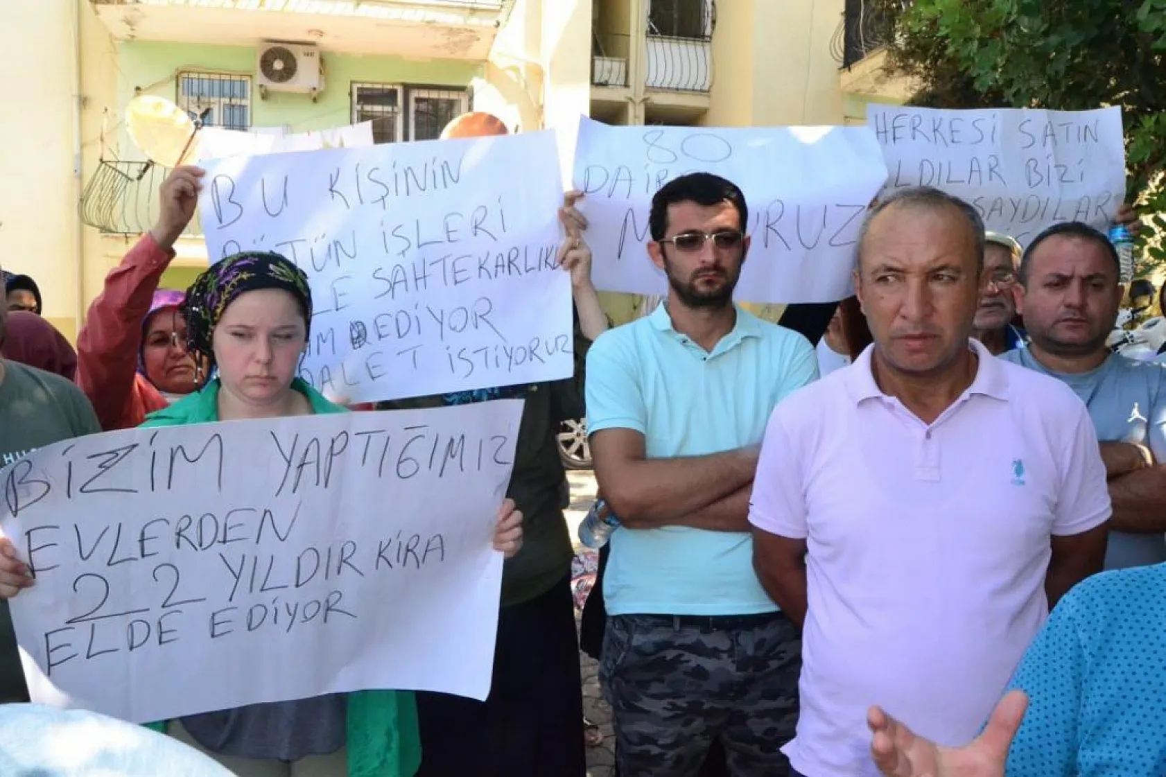 Fethiye'de 350 kişinin yaşadığı sitede tapu ve elektrik krizi