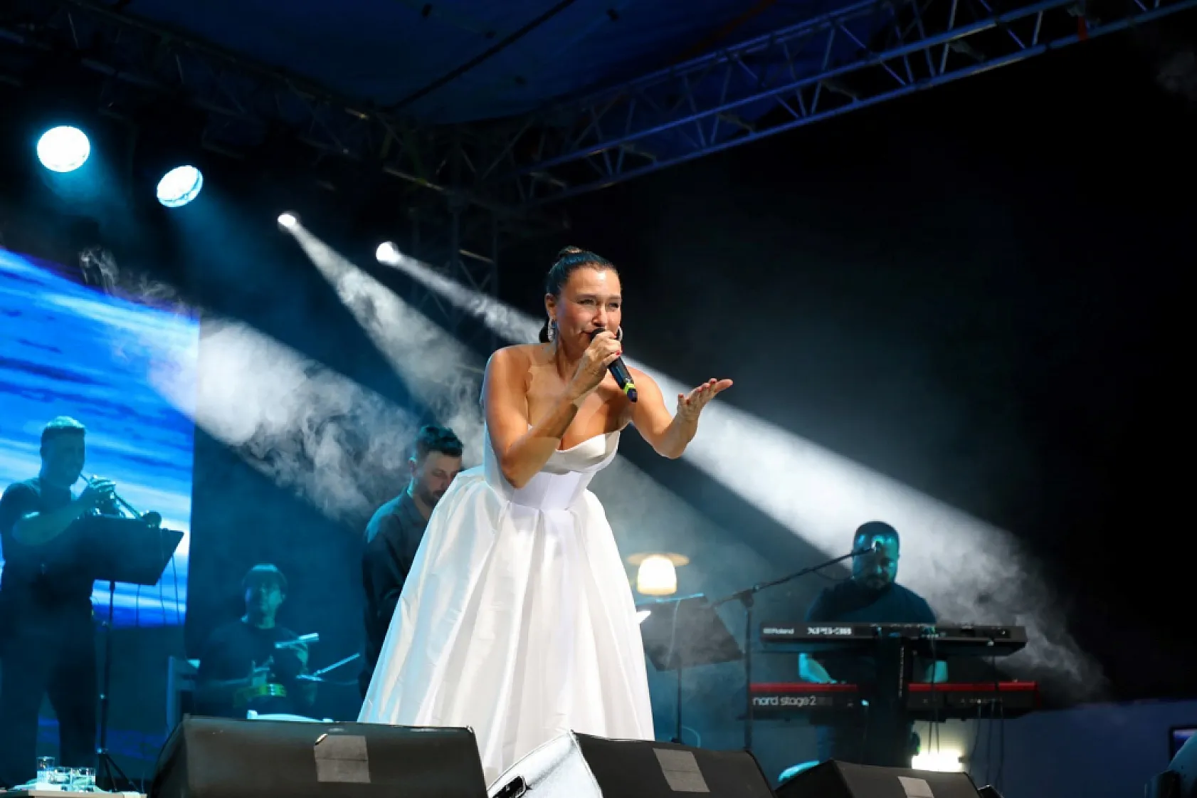 Muğla'da Gala konserinde Şevval Sam coşkusu
