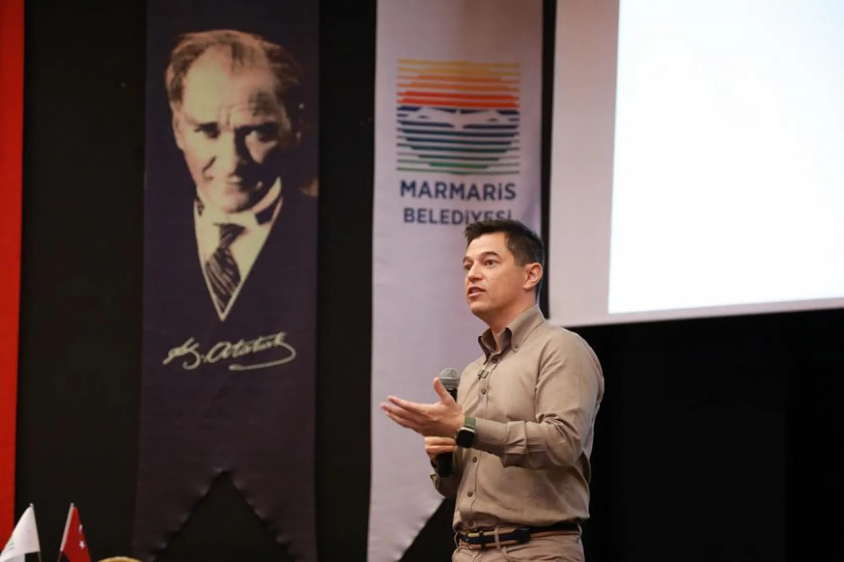 Marmaris'te çocuklar öncelik olacak