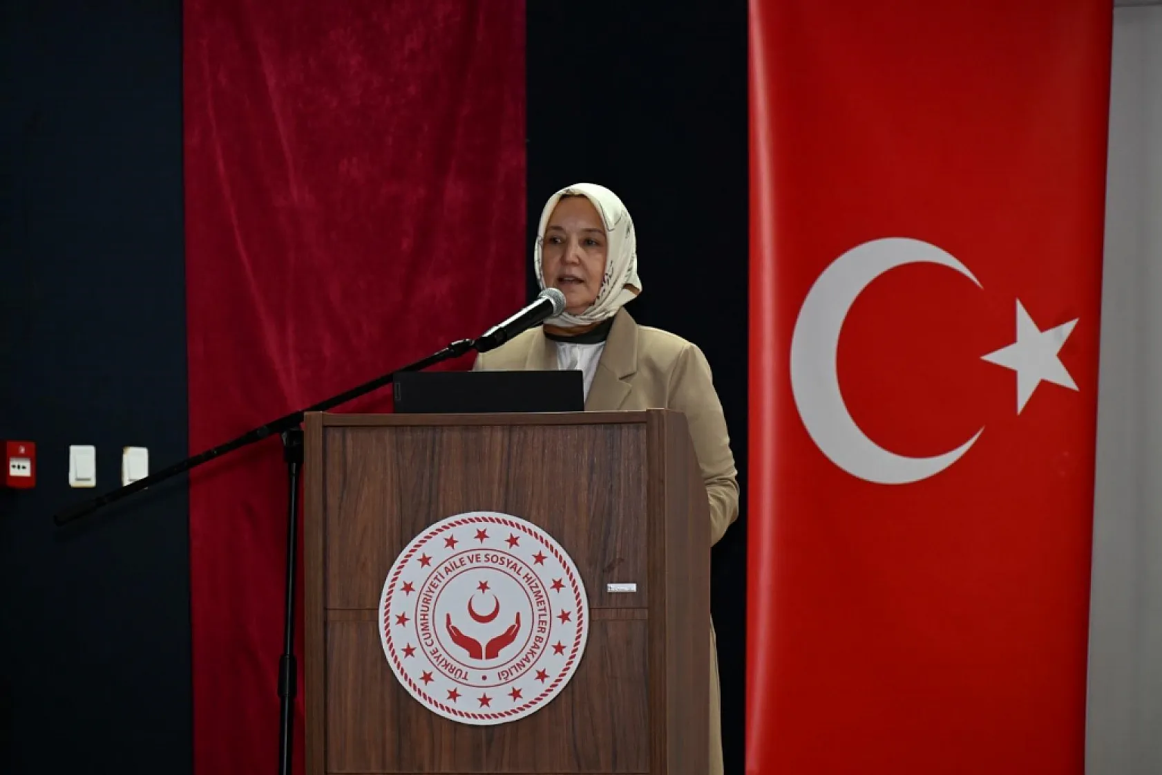 Aile ve Sosyal Hizmetler Bakanlığı'ndan Yenilikçi Eğitim Programı