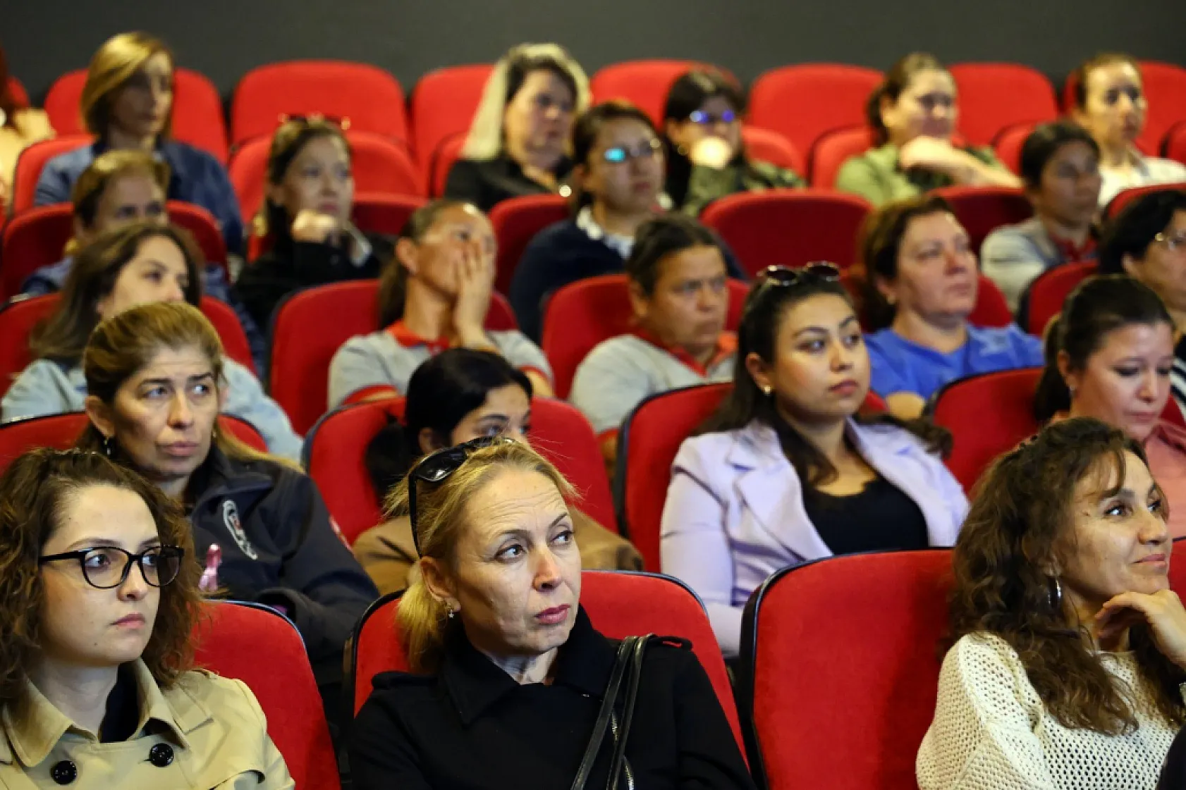 Menteşe Belediyesi'nden kansere farkındalık eğitimi