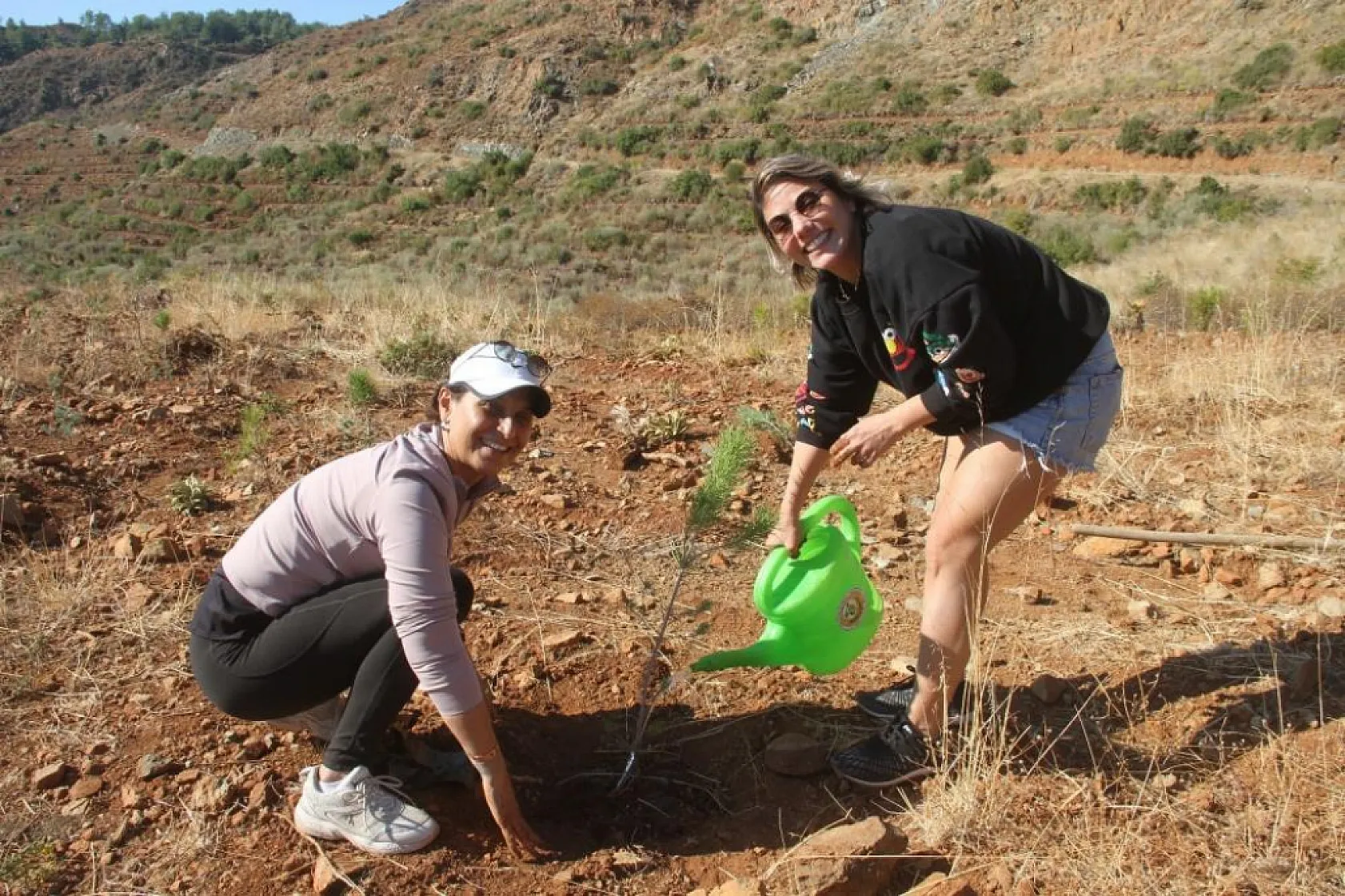 Fethiye'de geleceğe nefes için 5 bin fidan toprakla buluştu