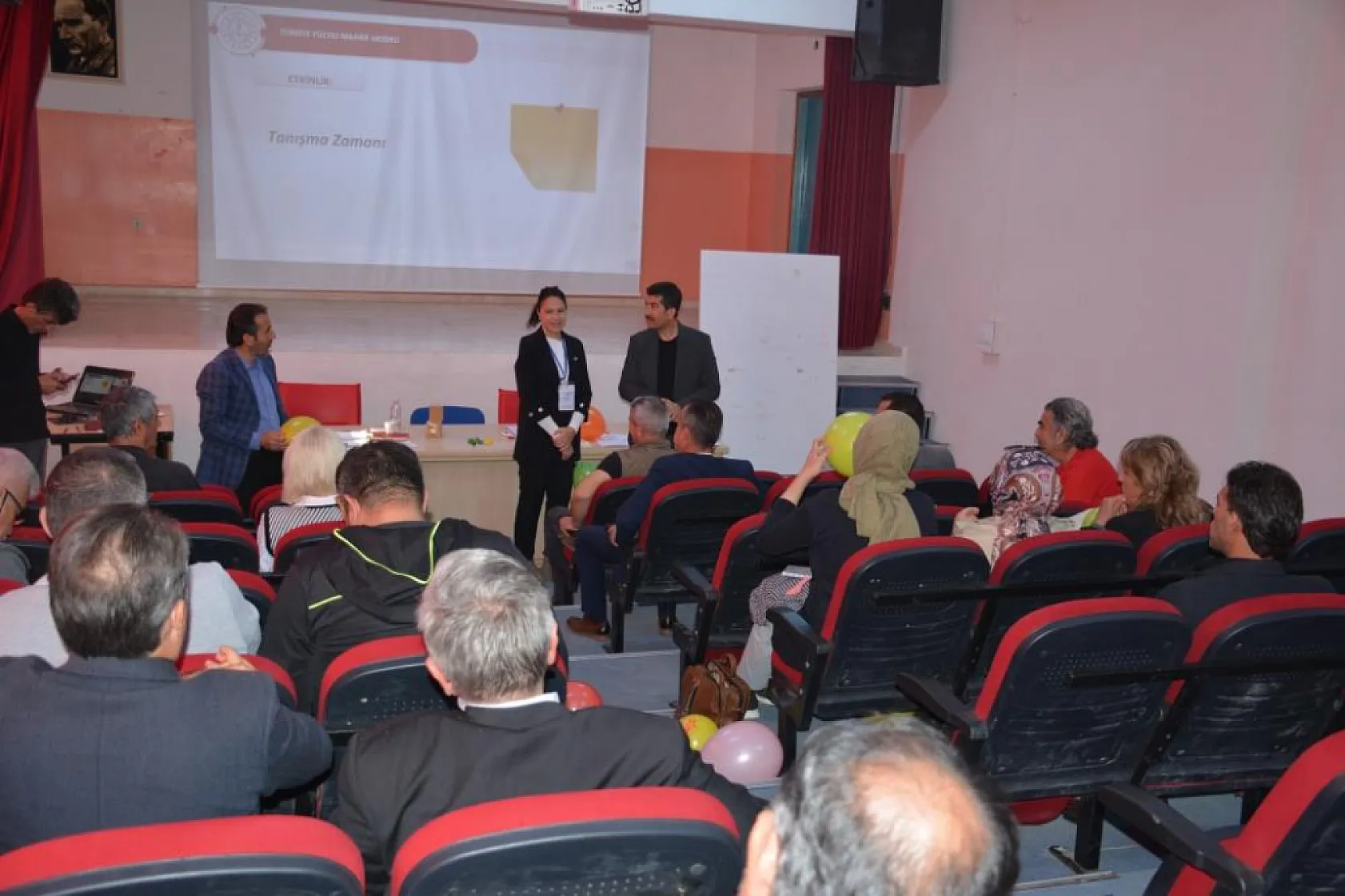 Köyceğiz'de okul müdürlerine öğretim liderliği semineri