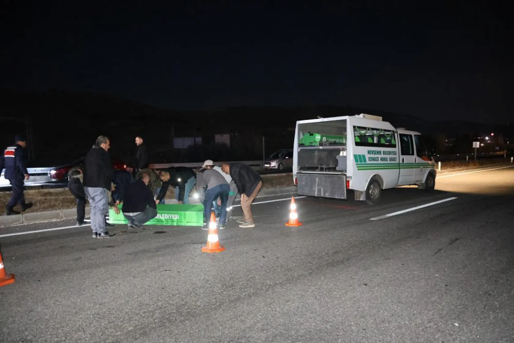 Otomobilin çarptığı genç kız hayatını kaybetti