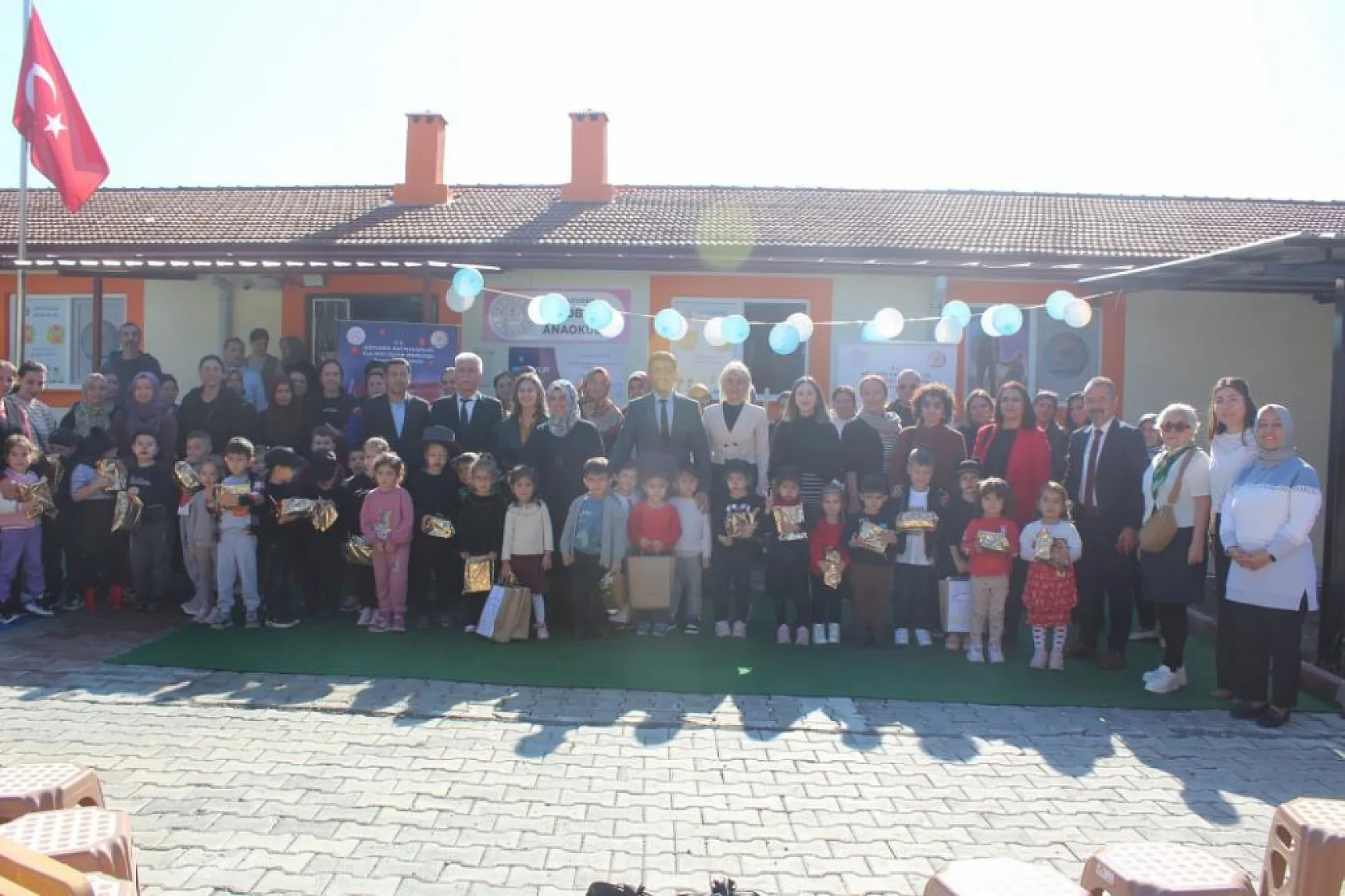 Köyceğiz'de çocuk hakları temalı resim yarışması düzenlendi