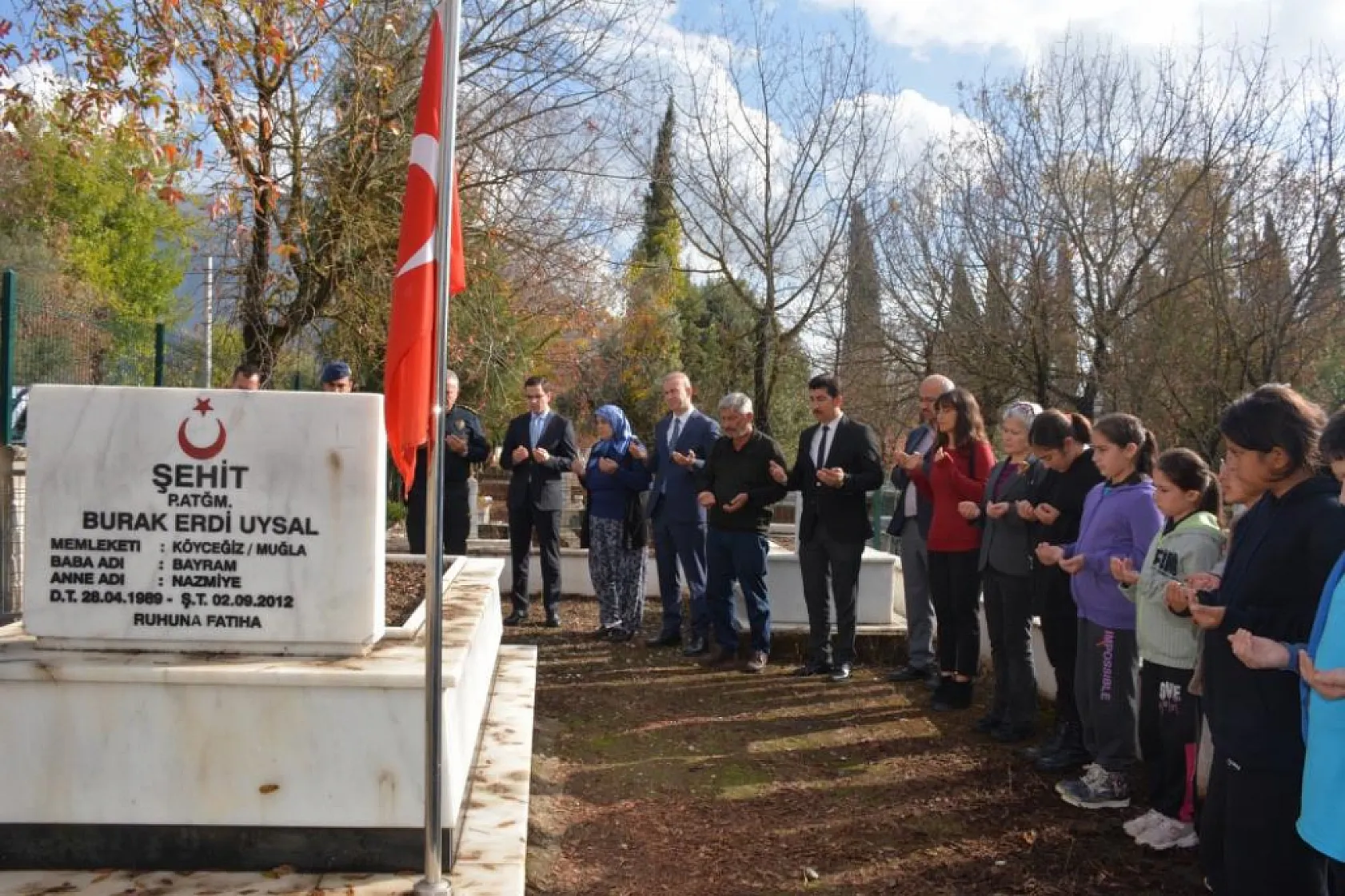 Köyceğiz'de şehit babası emekli öğretmen Uysal unutulmadı