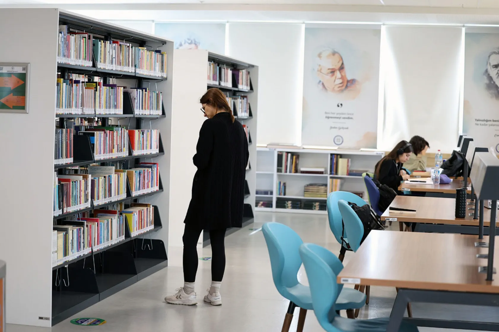 Büyükşehir Kütüphanelerinde okuma ve çalışma alanlarına yoğun ilgi