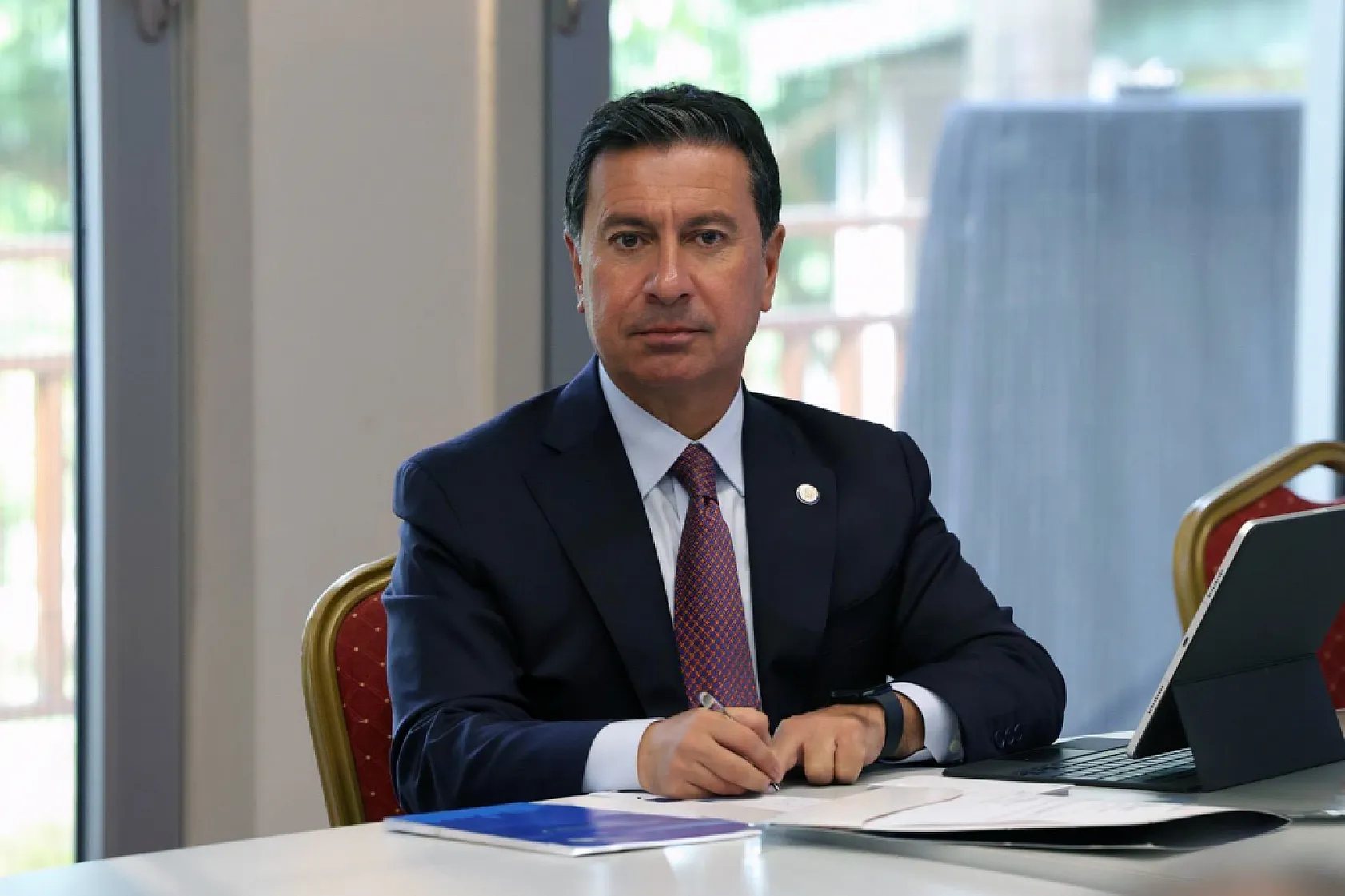Muğla Büyükşehir'den badem biti ve zeytin zararlılarıyla mücadele