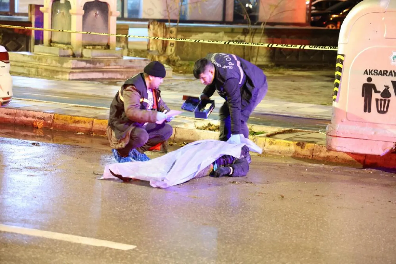 Otomobilin çarpıp kaçtığı bisiklet sürücüsü öldü