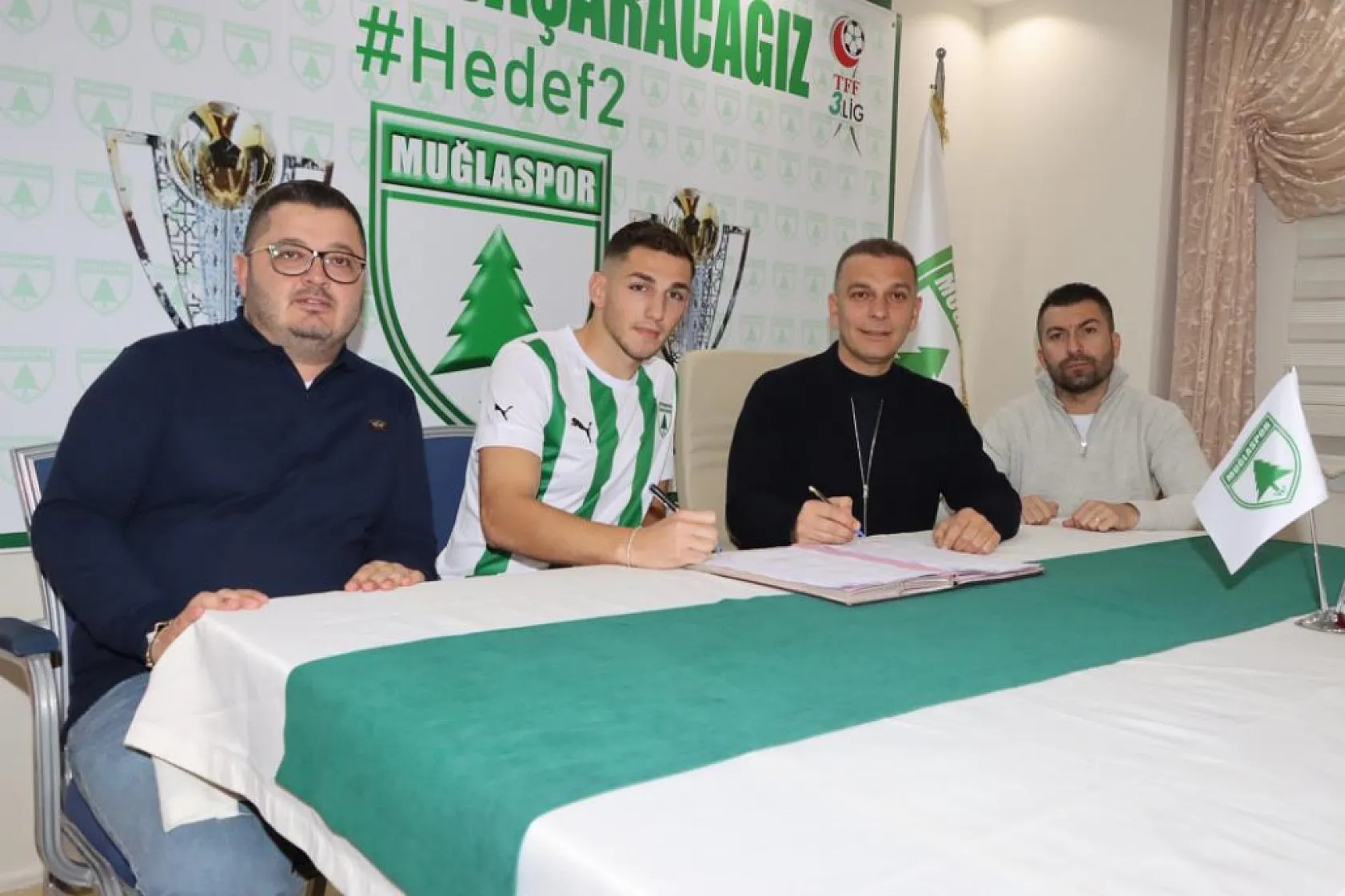 Muğlaspor, genç golcüyü renklerine bağladı