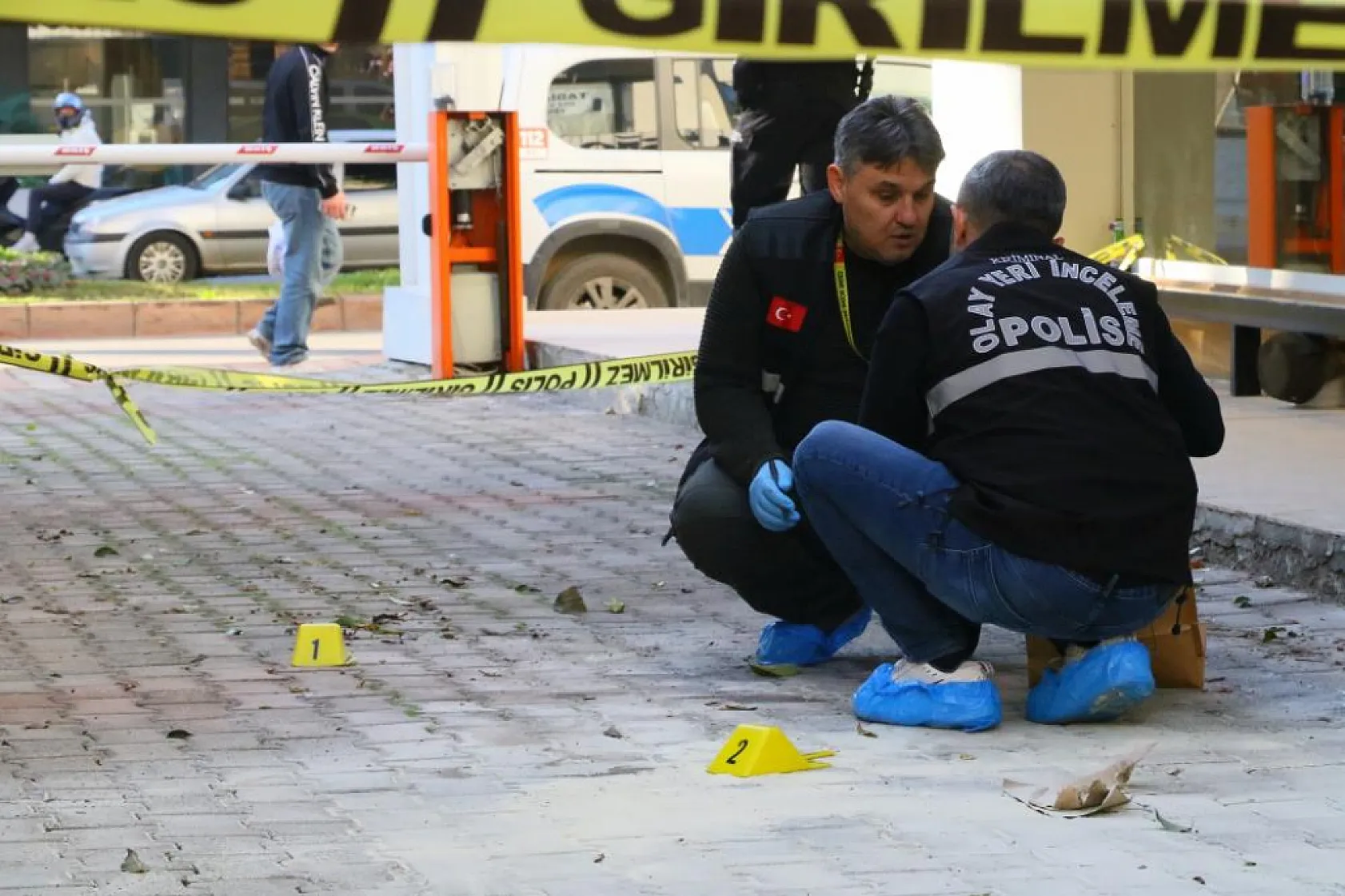 Eski eş faciası: 20 gün önce boşandığı karısını üzerine benzin dökerek yaktı