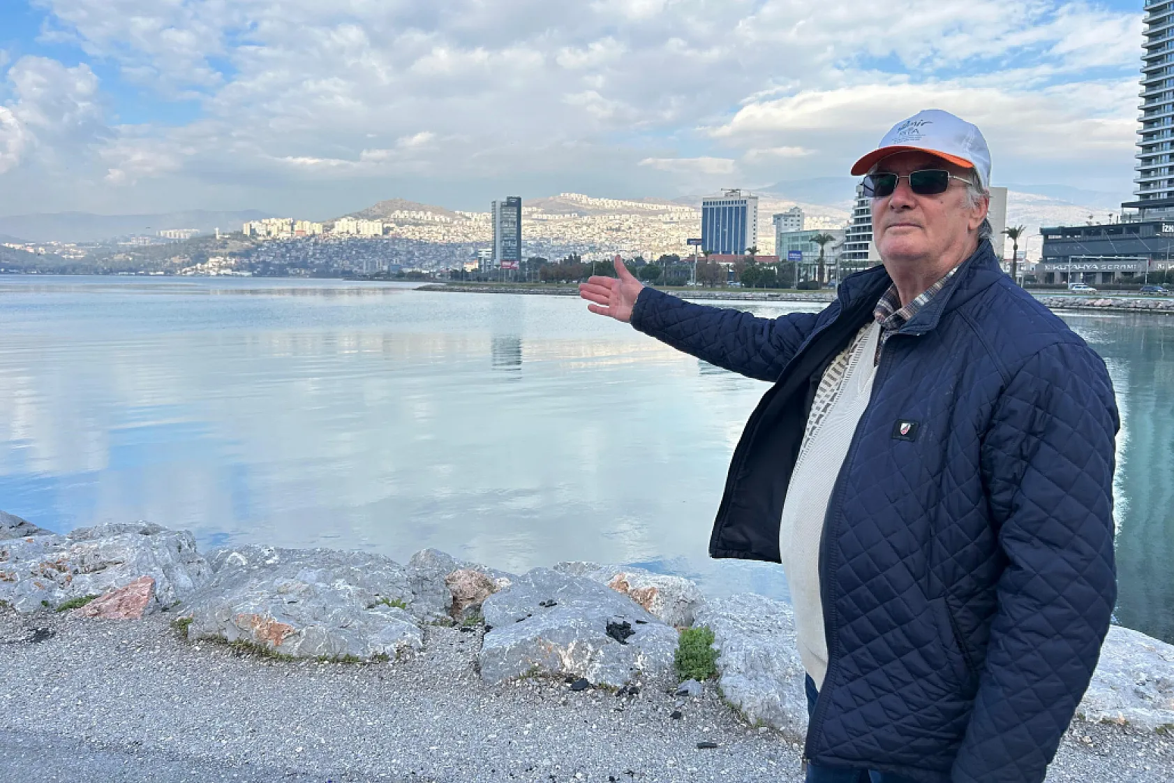 Temizlik sonrası doğa canlandı, flamingolar ve pelikanlar geri döndü
