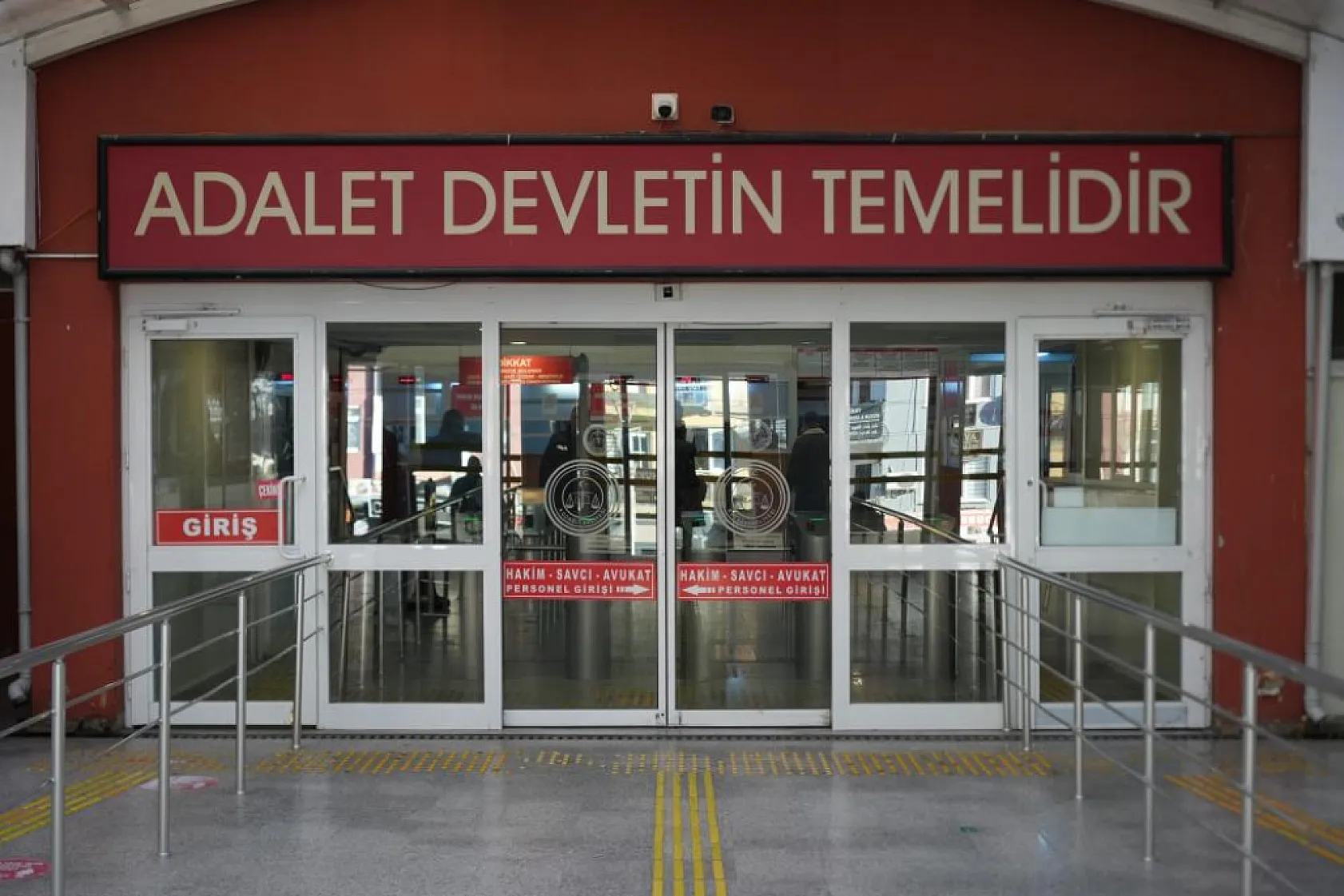 Oyunda tanıştığı 11 yaşındaki çocuğu tuvalette istismar ettiği iddiası