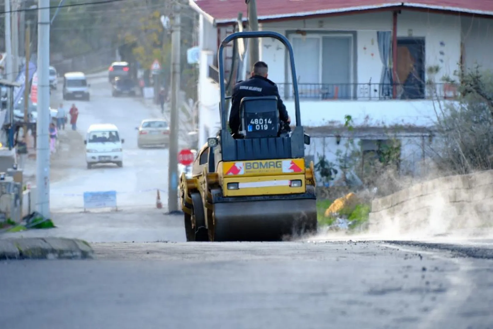 Bodrum'da asfalt çalışmaları devam ediyor