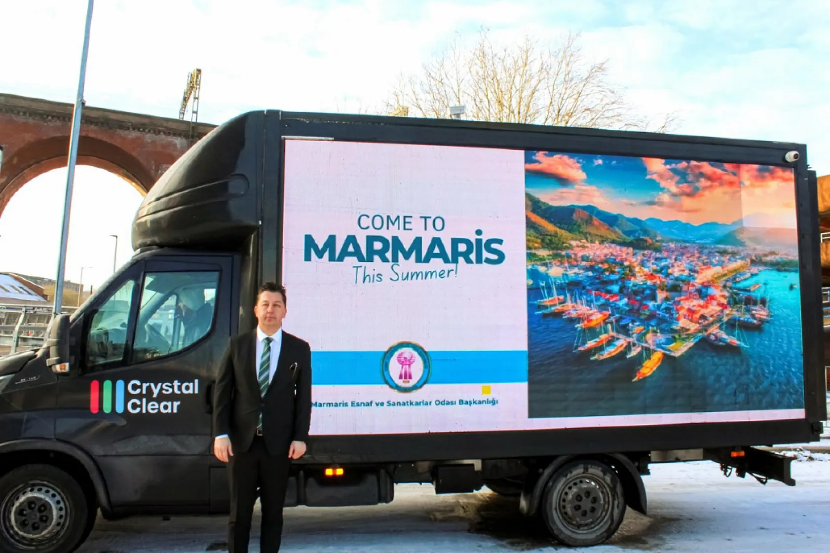 Manchester sokaklarında Marmaris tanıtımı İngilizlerin dikkatini çekti
