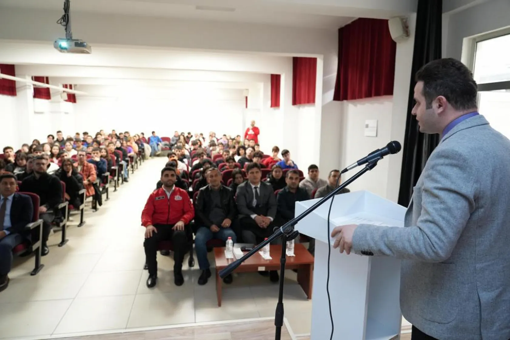 Muğla'da Genç Ar-Ge ekibi açılış toplantısıyla faaliyetlerine başladı