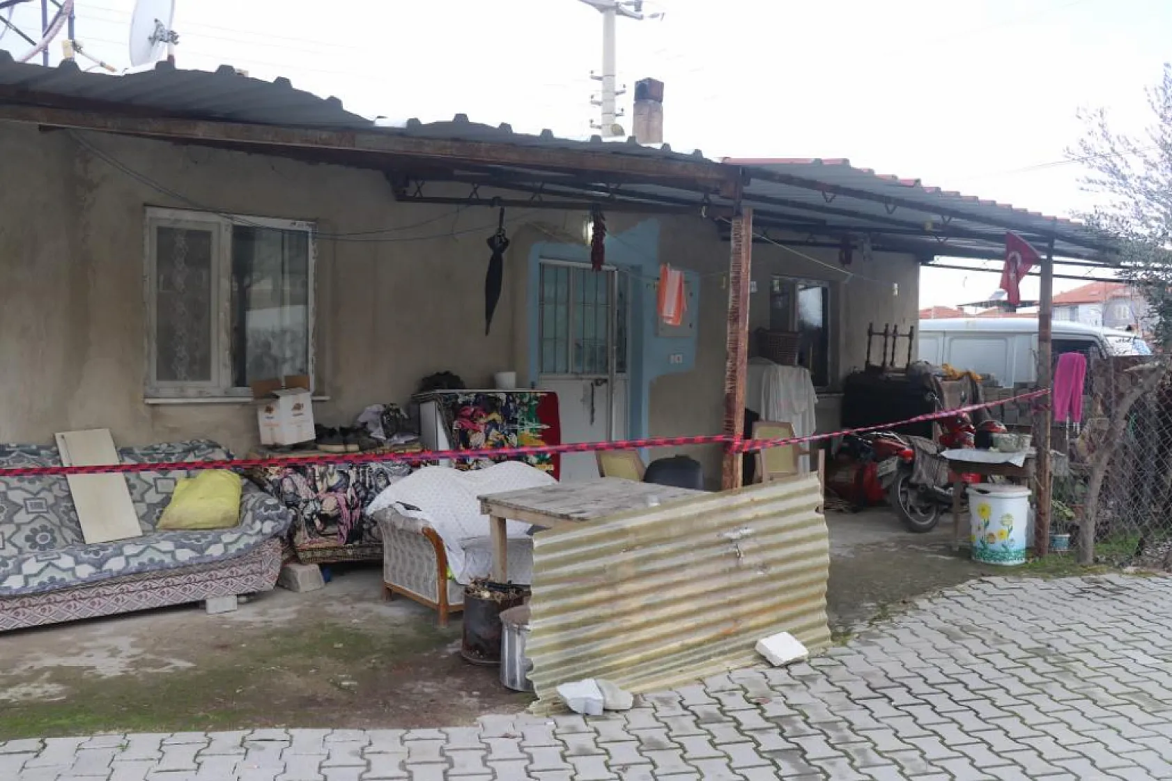 Pencereden Açılan Ateşle Cinayet: Adam Hayatını Kaybetti