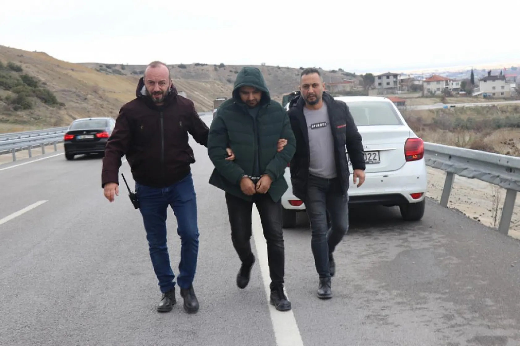 Kan donduran olay Aksatılan gebe kontrolü bebeğin gömüldüğünü ortaya çıkardı